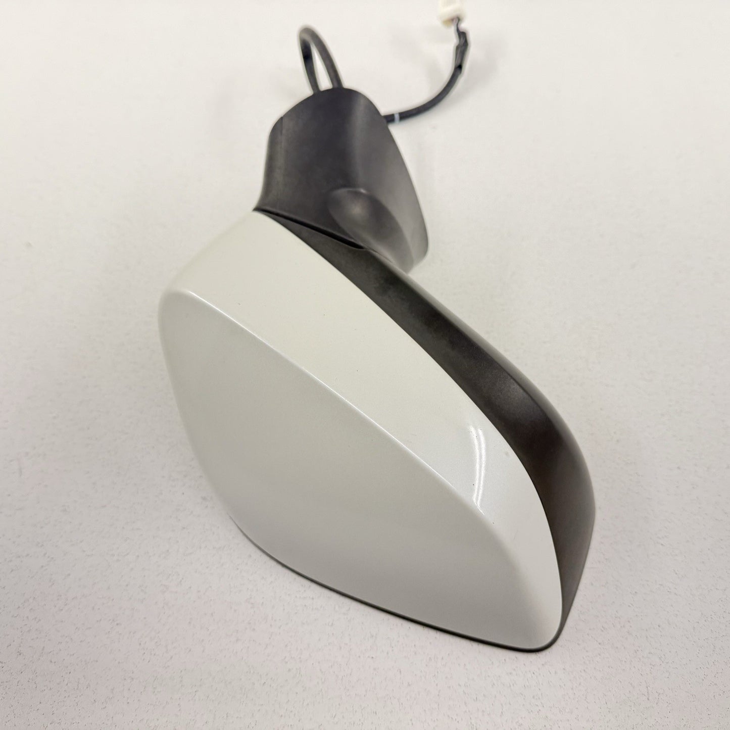 13-20 Subaru BRZ 86 FR-S Passenger Right Door Side View Mirror Satin White OEM
