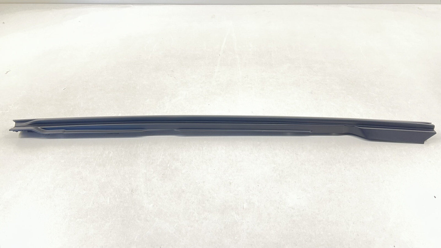 24-25 NISSAN Z NISMO RIGHT REAR QUARTER PANEL C PILLAR FINISH MOLDING TRIM OEM