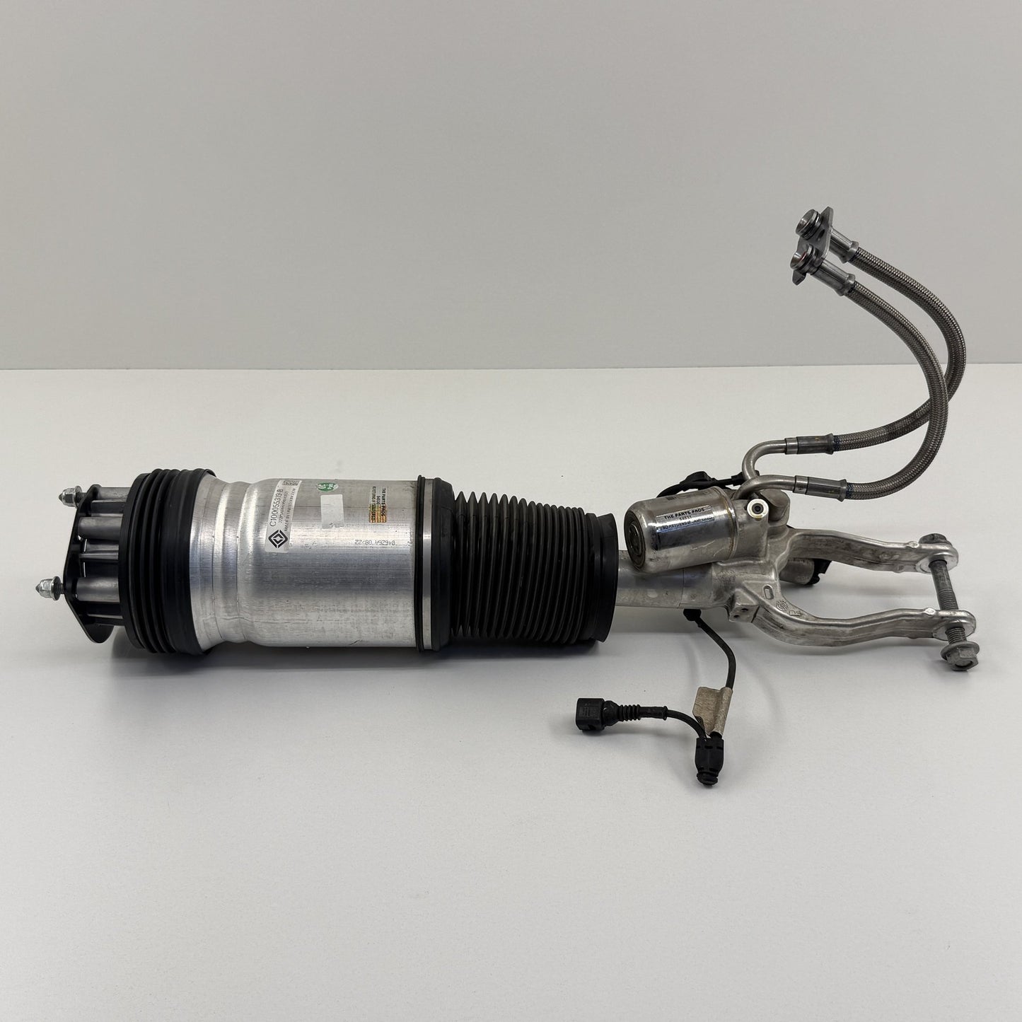 2022-2024 Rivian R1S Right Front Air Suspension Shock Strut Spring Absorber OEM