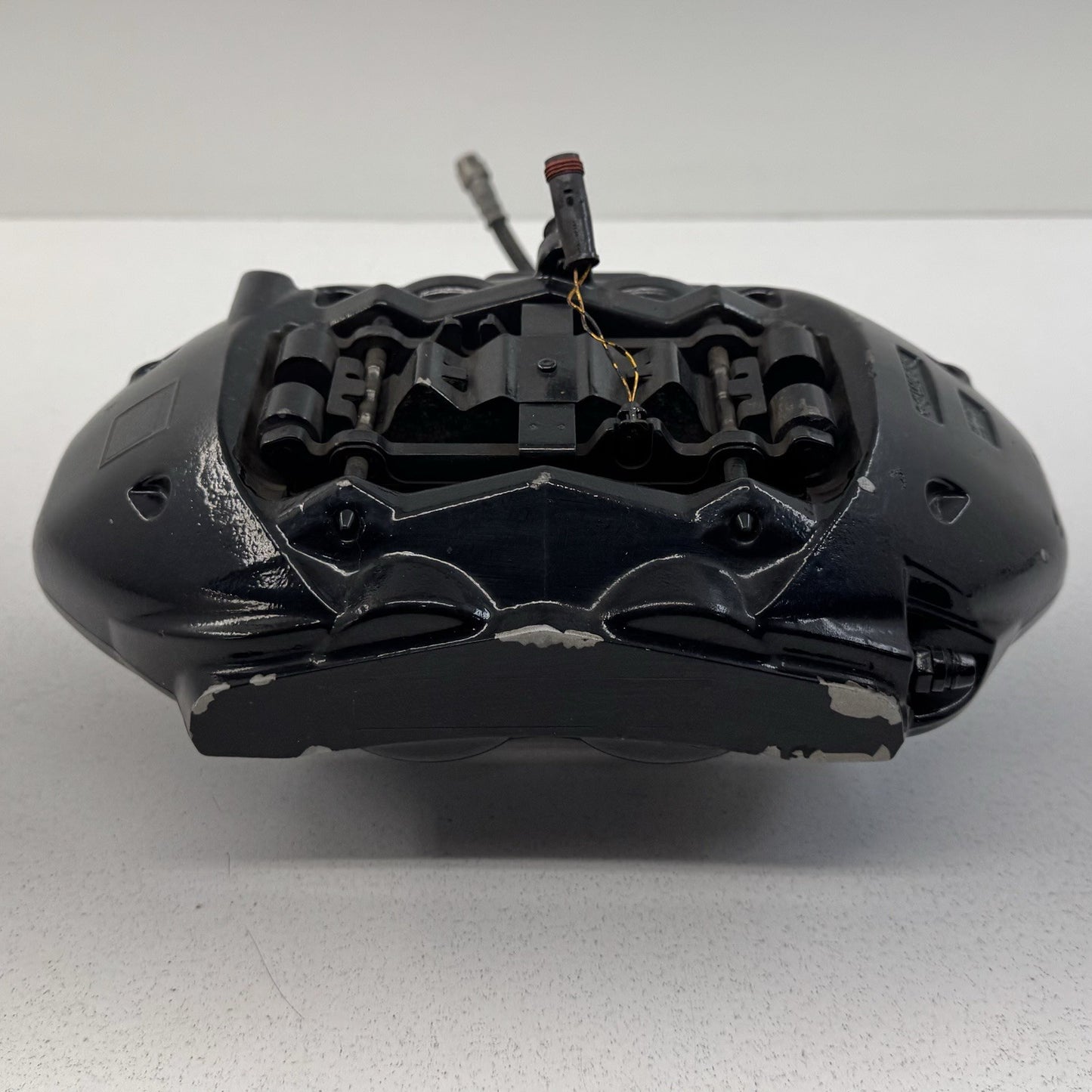 12-18 Mercedes W218 CLS550 Front Brembo Brake Caliper Pair Left & Right OEM