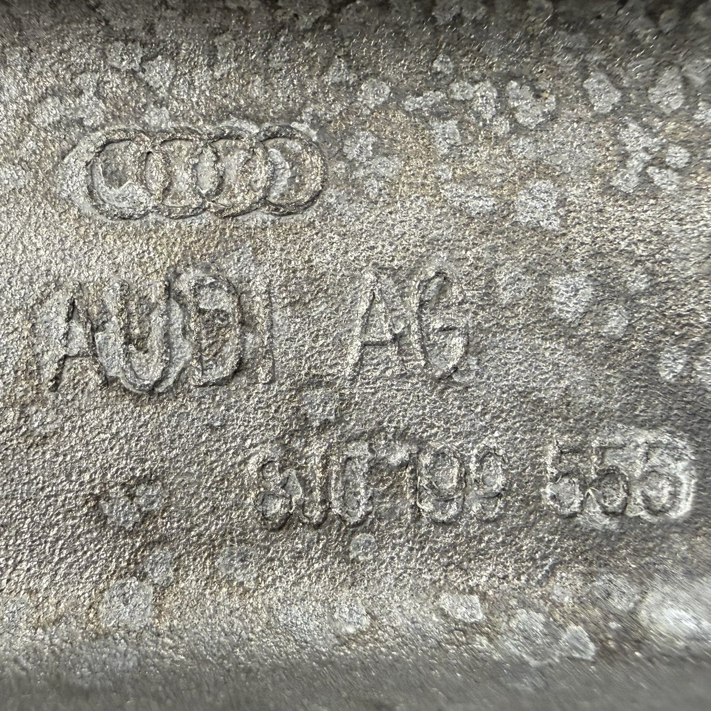 08-15 Audi TT 2.0L Engine Support Motor Transmission Gearbox Mount 8J0199555 OEM