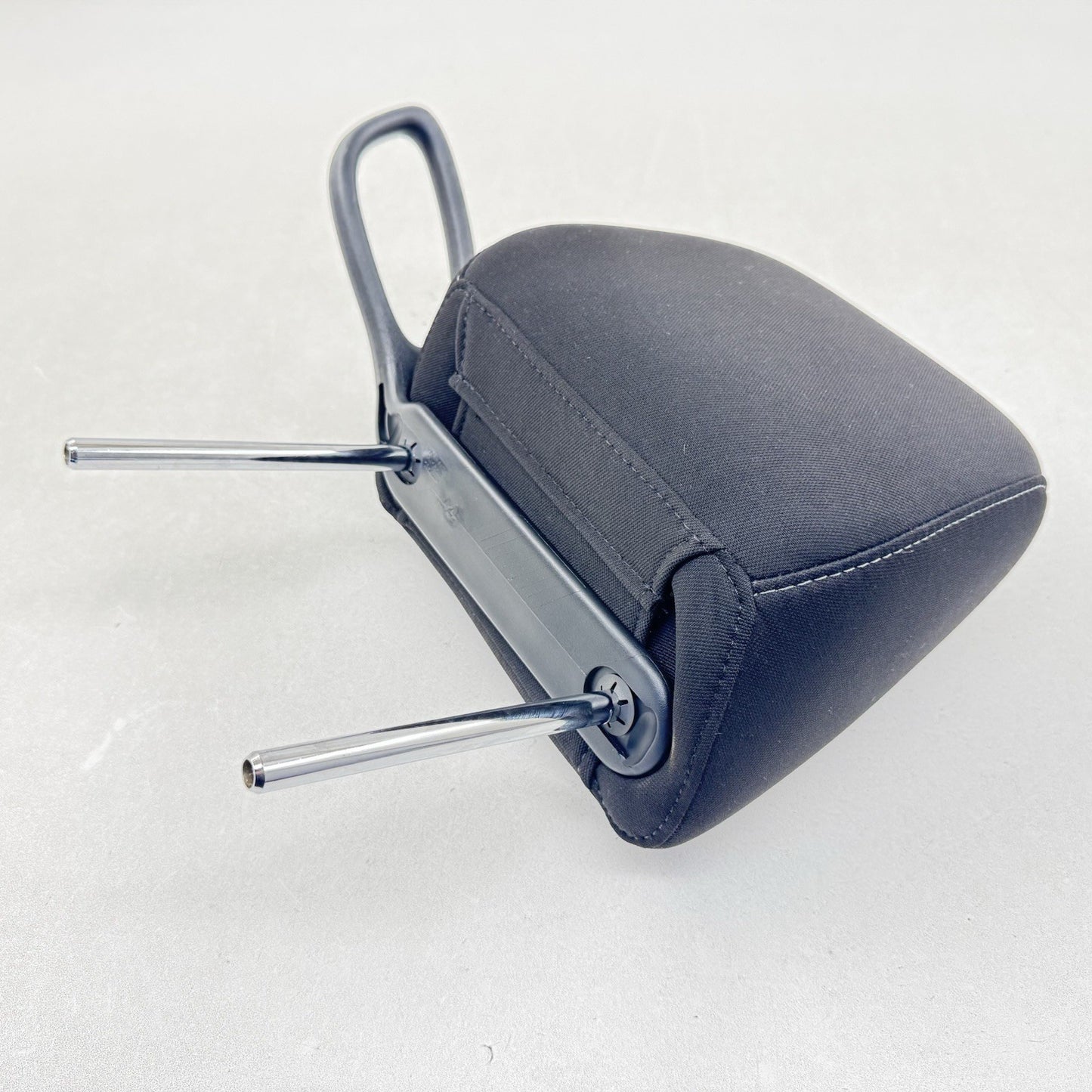 15-23 Dodge Challenger Left And Right Front Headrest Head Rest Cloth Pair OEM