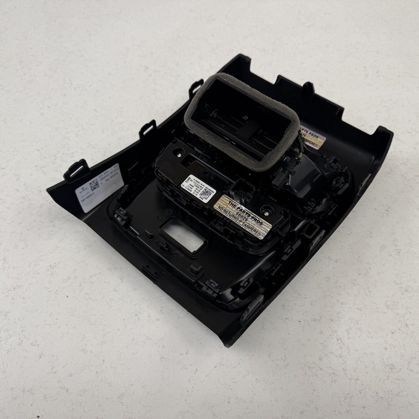 2021-2026 BMW M3 M4 G80 G82 Rear Center Console AC Air Vent W/ Trim Black OEM