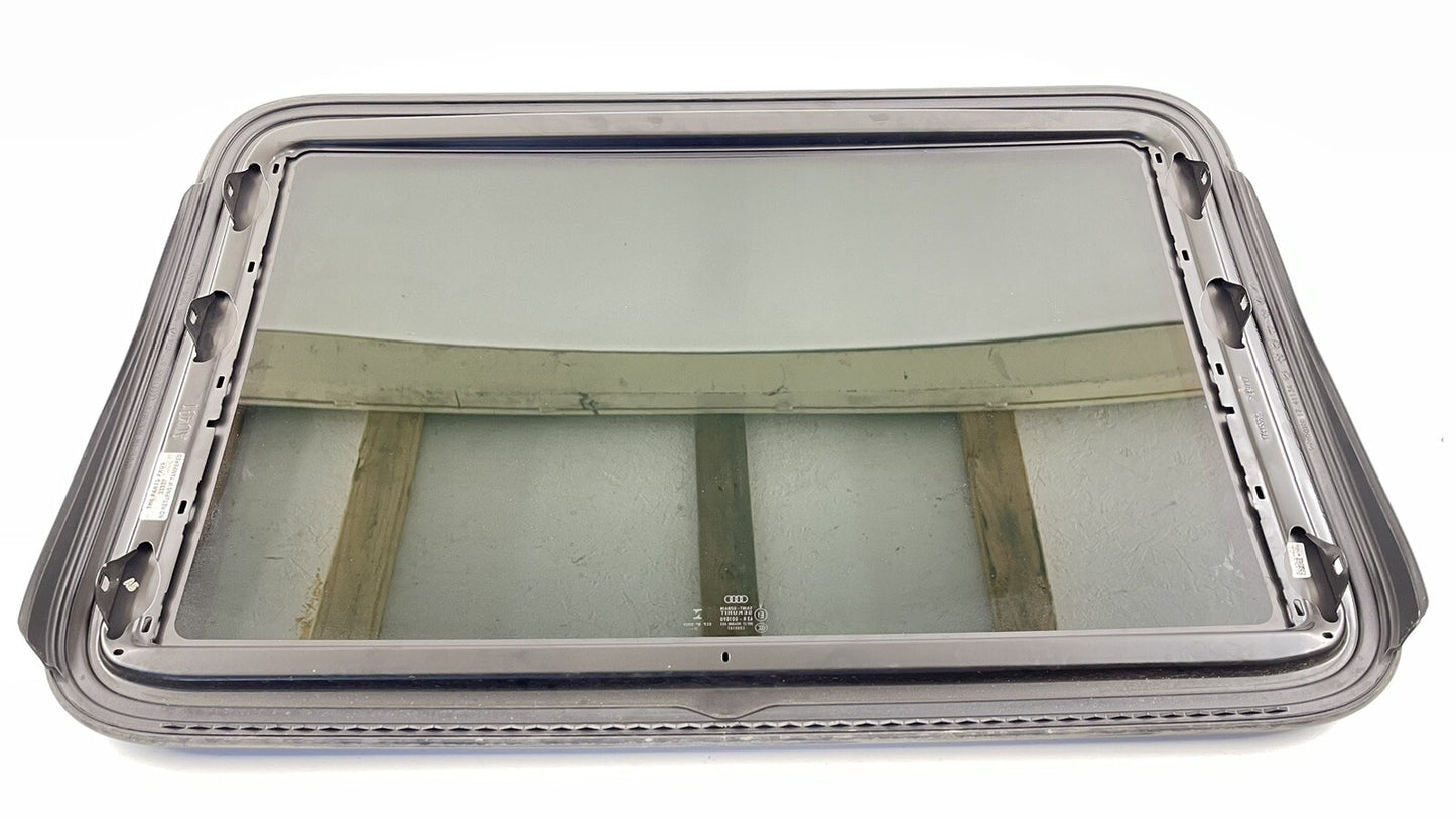 17-24 AUDI A4 S4 SUNROOF SUN ROOF GLASS 8W5 877 071 OEM