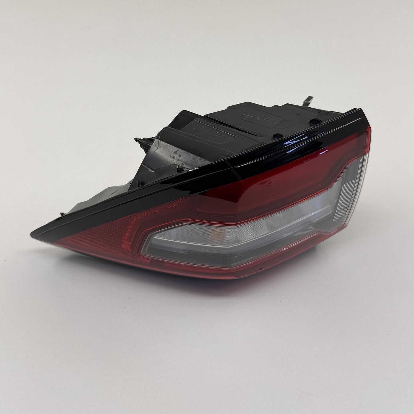 2023-2025 Honda Pilot Right Rear Outer LED Taillight Tail Light Lamp OEM