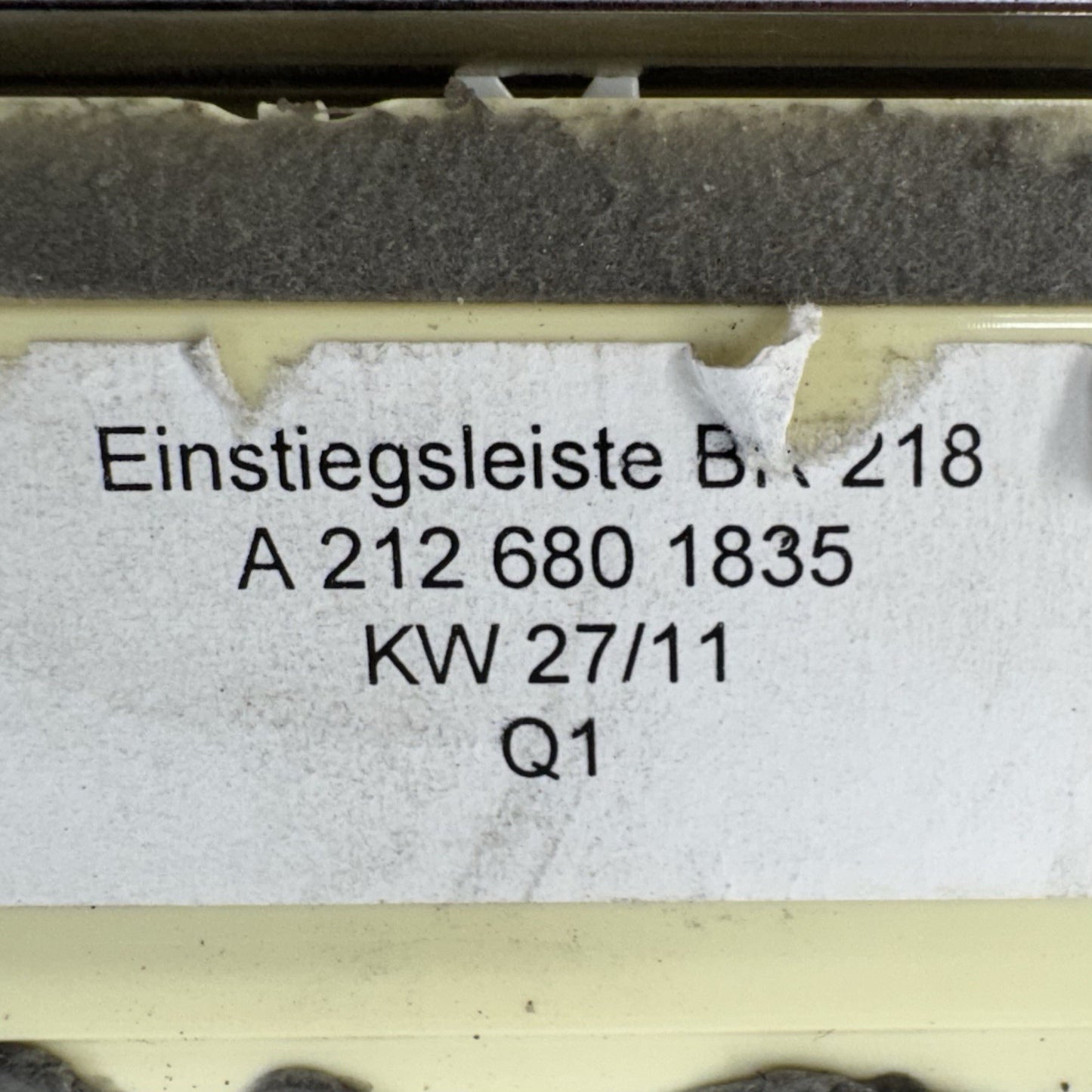 12-18 Mercedes W218 CLS550 Front Illuminated Door Sill Scuff Kick Plate Pair OEM