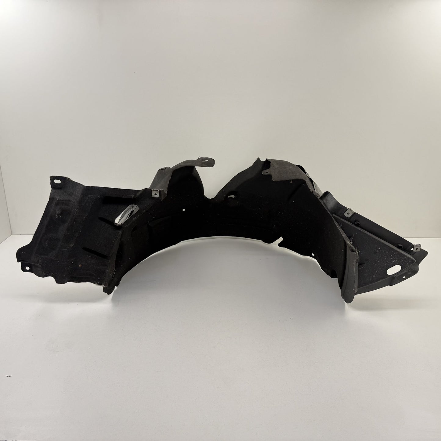 2014-2017 Mercedes S550 W222 Left Front Fender Liner Wheel Arch Splash Guard OEM