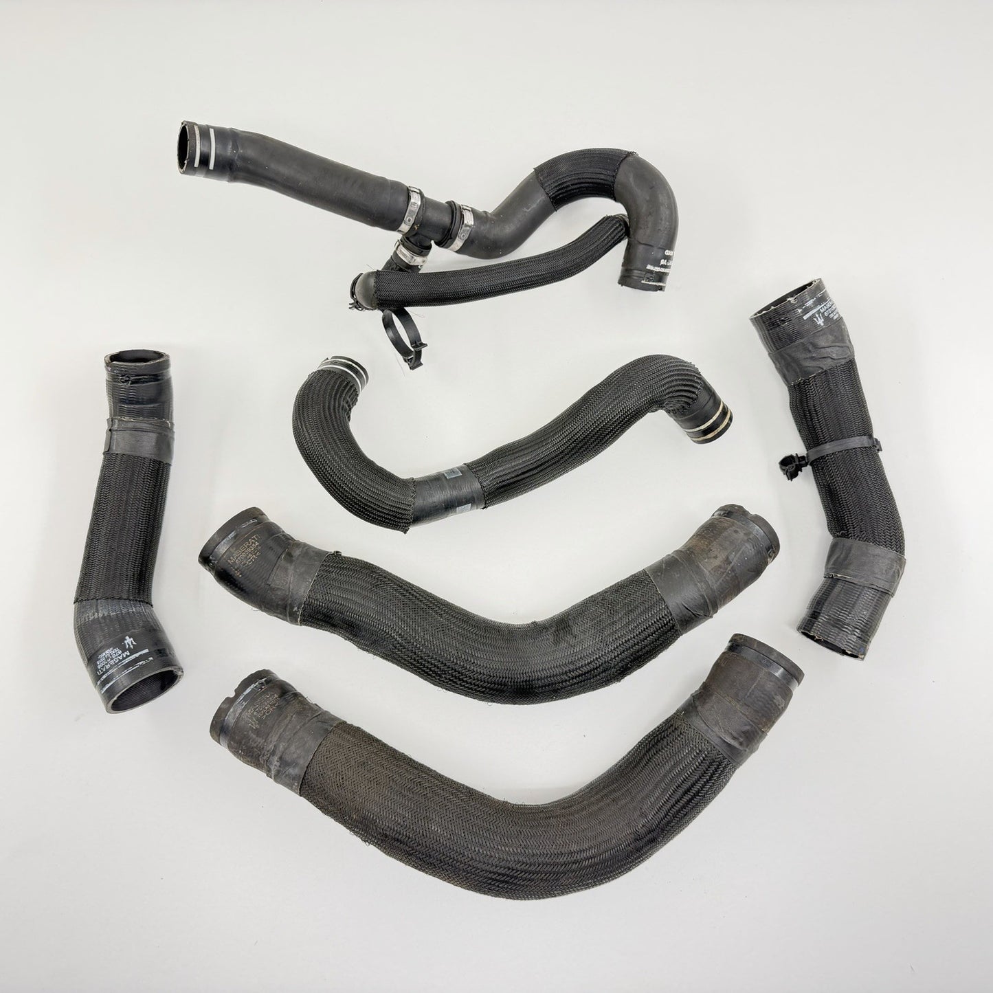17-24 Maserati Ghibli Motor Engine Intercooler Pipe Tube Set OEM