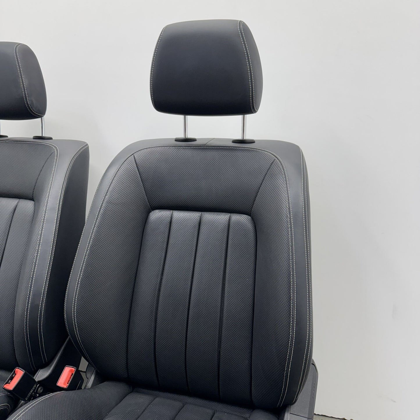 12-18 Mercedes Benz CLS550 W218 Front Seat Pair Leather Black OEM
