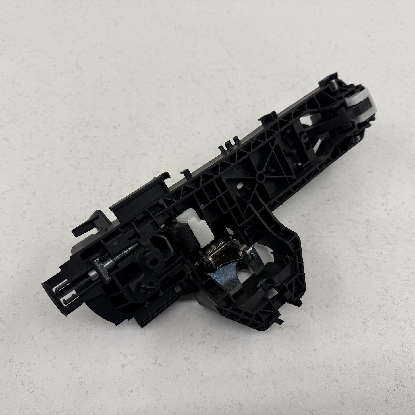 2008-2014 Mercedes-Benz C250 W204 Driver Left Rear Exterior Door Handle OEM