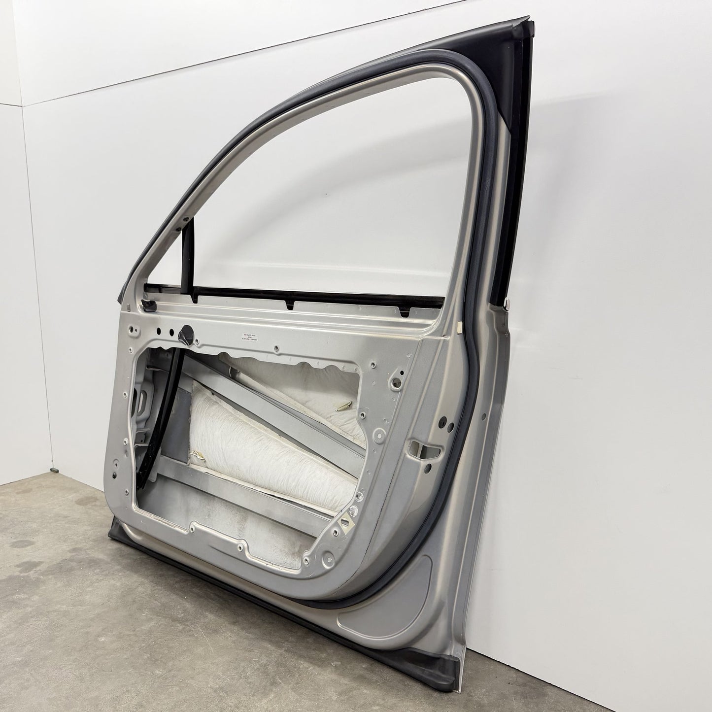 2014-2018 Bentley Flying Spur W12 Passenger Right Front Door Shell Silver OEM