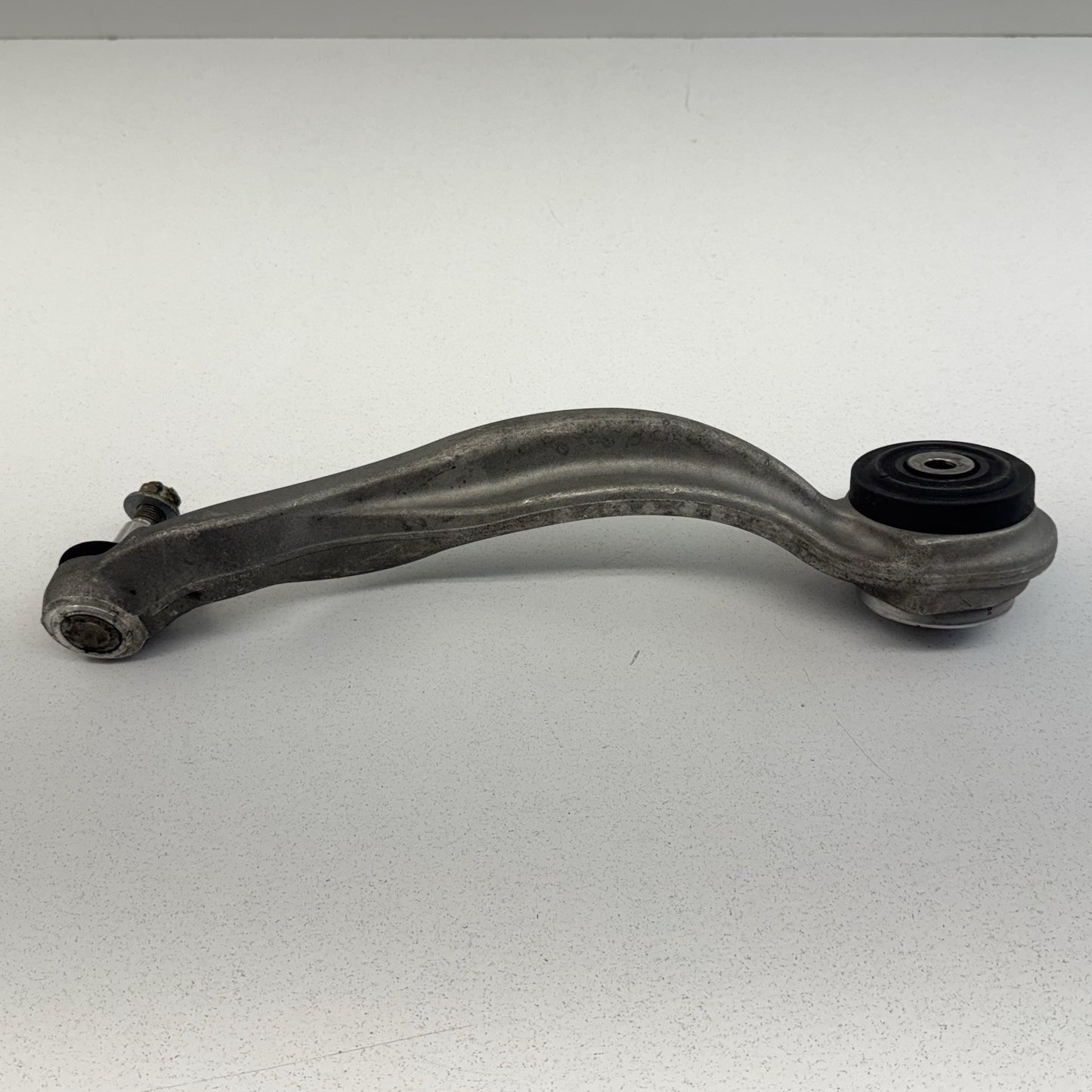 12-18 Mercedes W218 CLS550 RWD Driver Left Front Control Arm Suspension Pair OEM