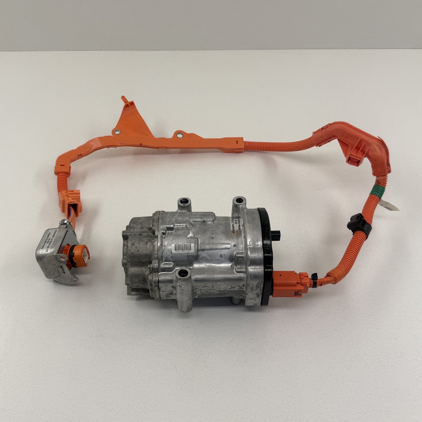 2019-2025 Toyota RAV4 Hybrid HVAC A/C Air Compressor W/ Harness OEM