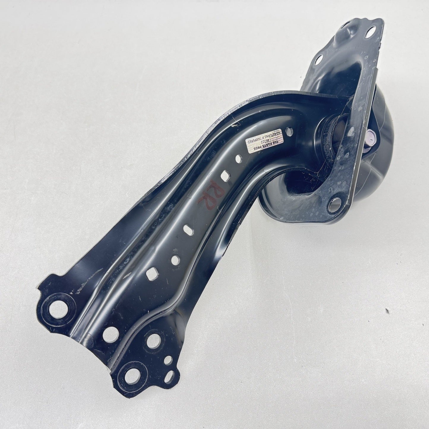 23-26 Toyota Prius Passenger Right Rear Control Arm Suspension Set OEM