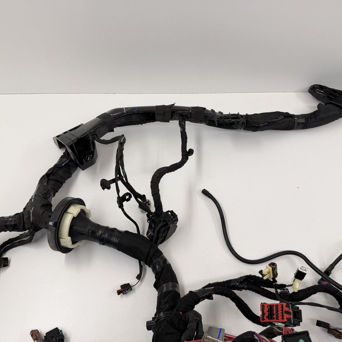 2022-2024 Rivian R1S R1T Front Body Firewall Wiring Harness PT00521772-B OEM