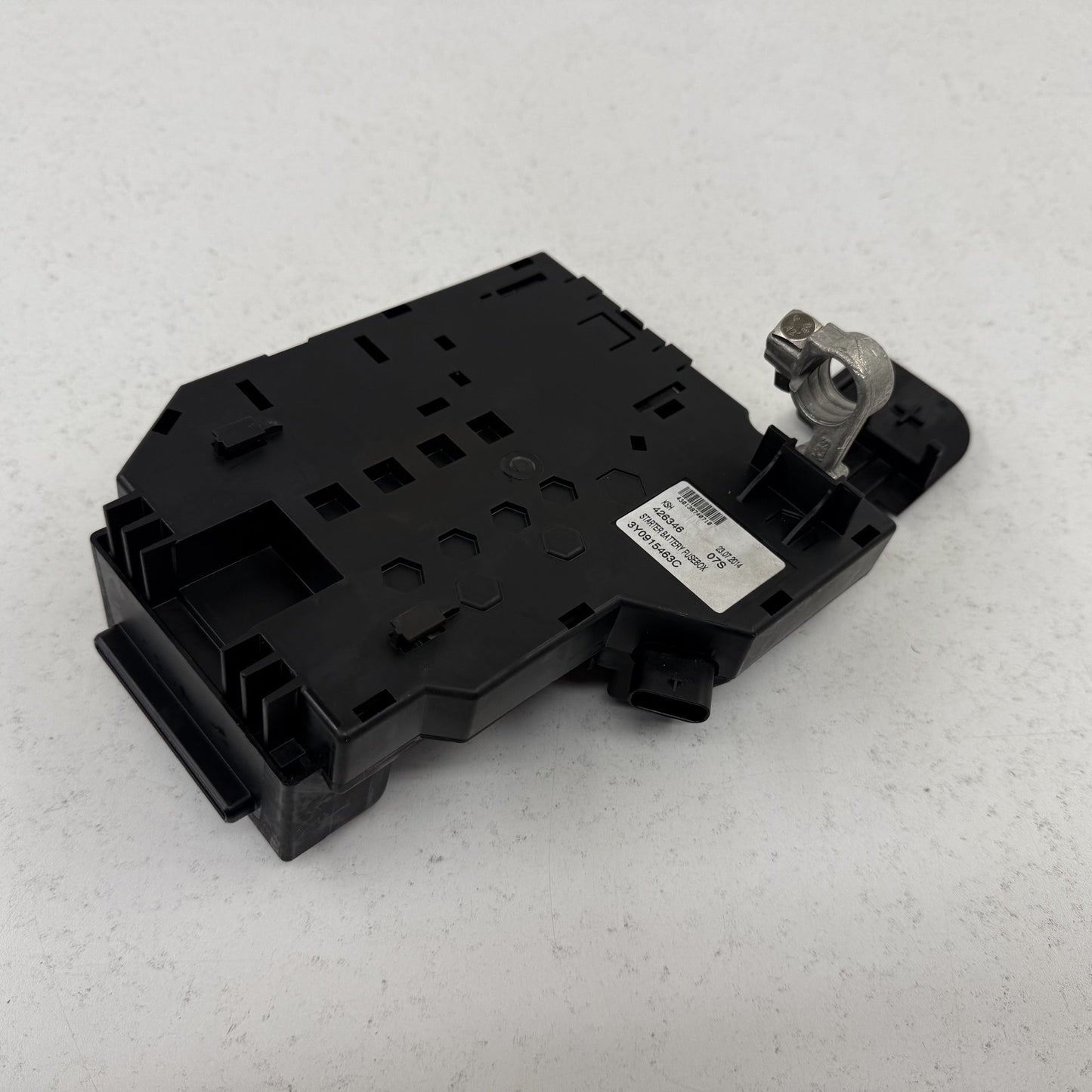 2014-2018 Bentley Flying Spur Right Side Battery Starter Fuse Box 3Y0915463C OEM