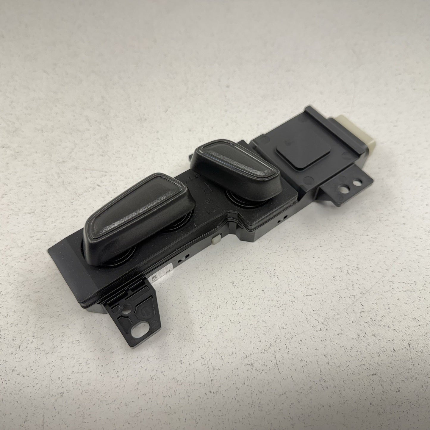 25-26 Toyota Camry Passenger Right Front Seat Adjustment Control Switch OEM