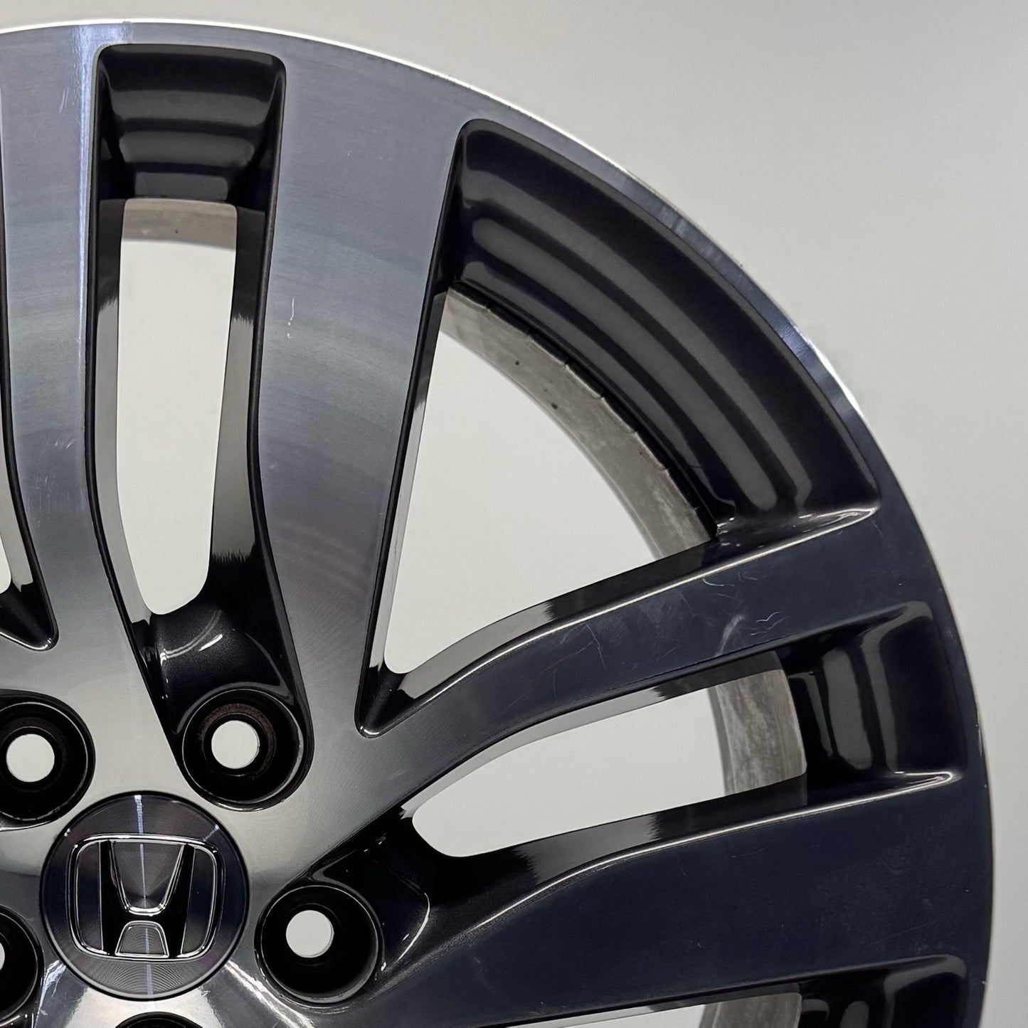 16-18 Honda Pilot Touring / Elite Wheel Rim 20x8 +55 Offset Factory OEM