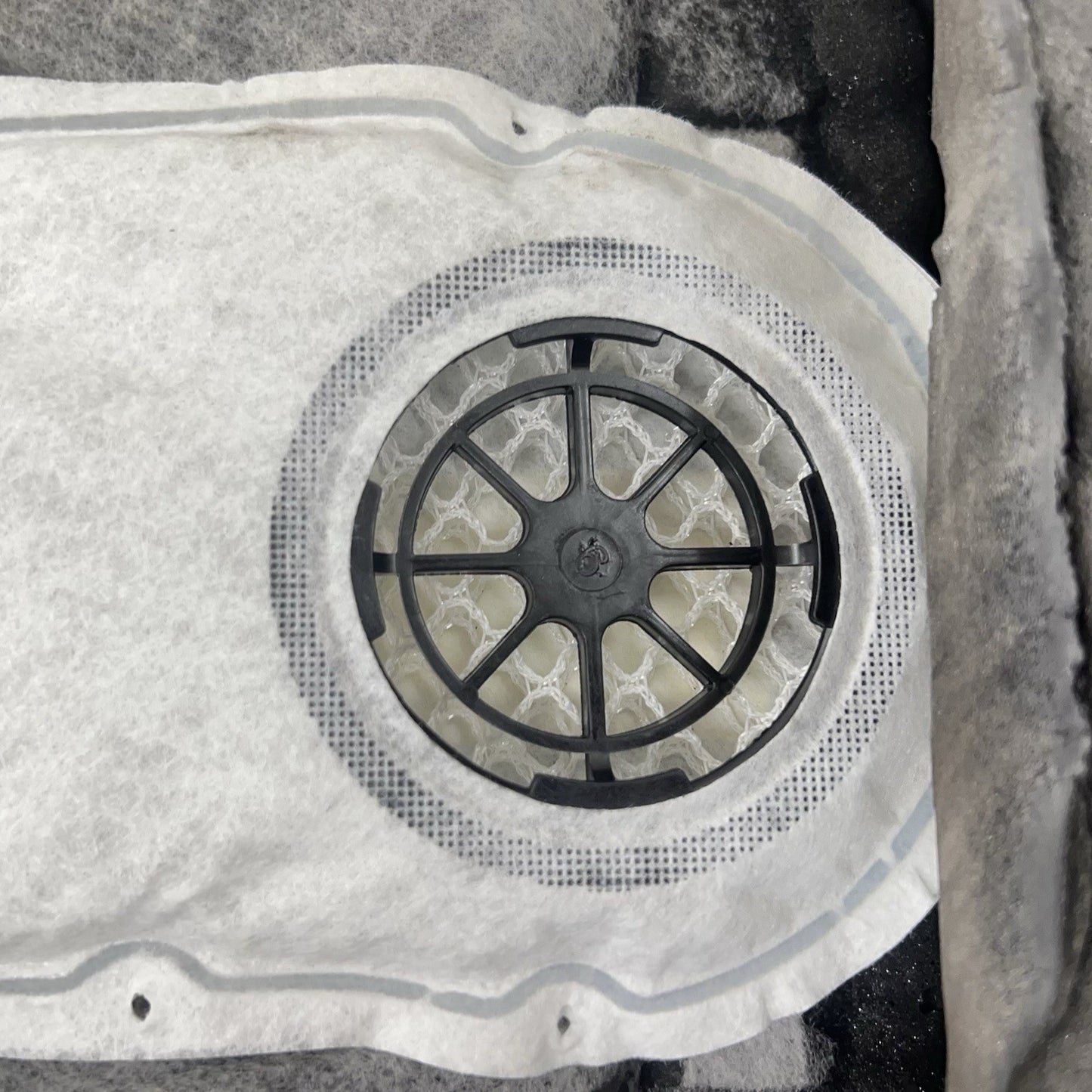 22-25 CADILLAC CT4 CT5 V BLACKWING RIGHT FRONT UPPER SEAT CUSHION COVER OEM