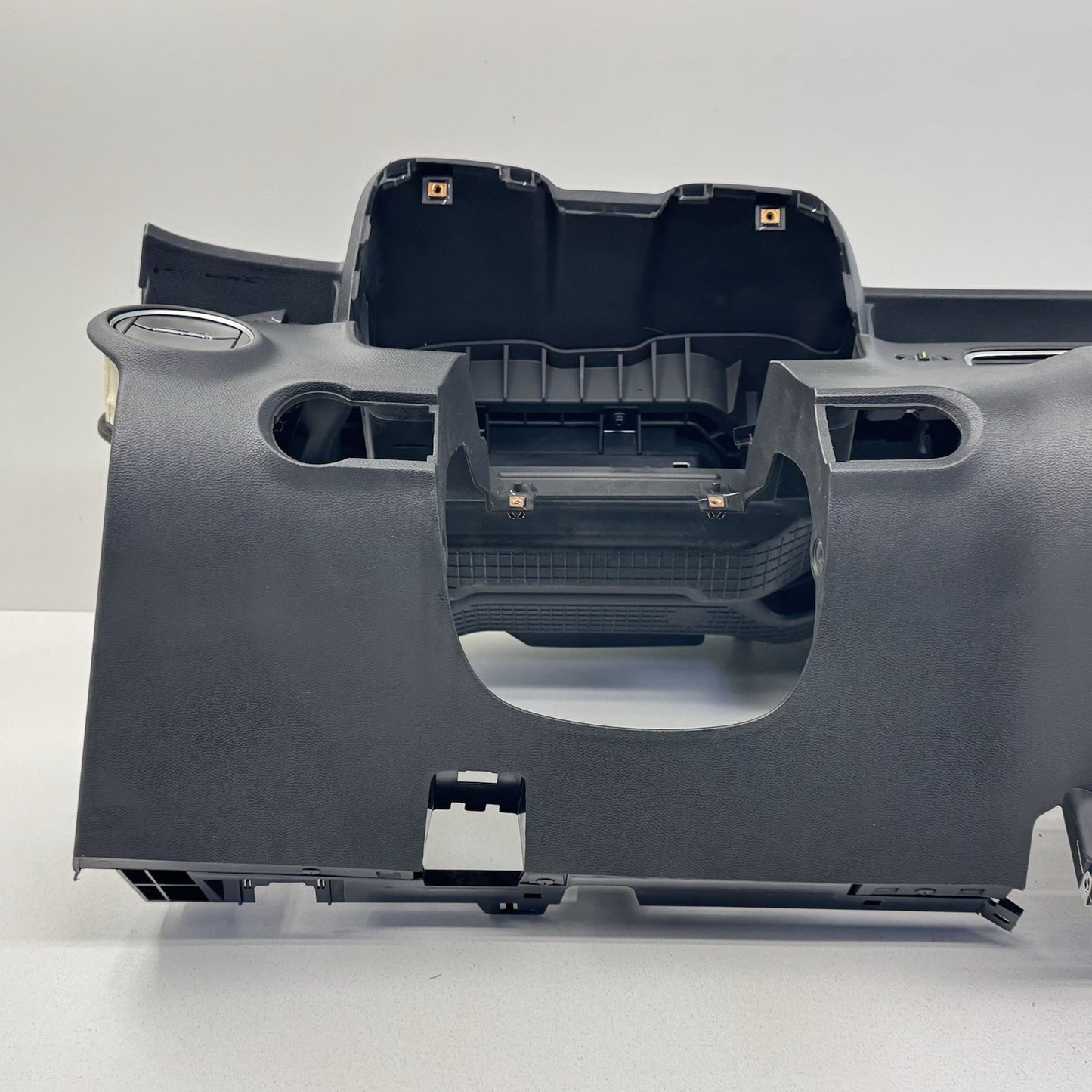 10-11 Chevrolet Camaro SS Dashboard Dash Board Instrument Panel Cover W/ HUD OEM