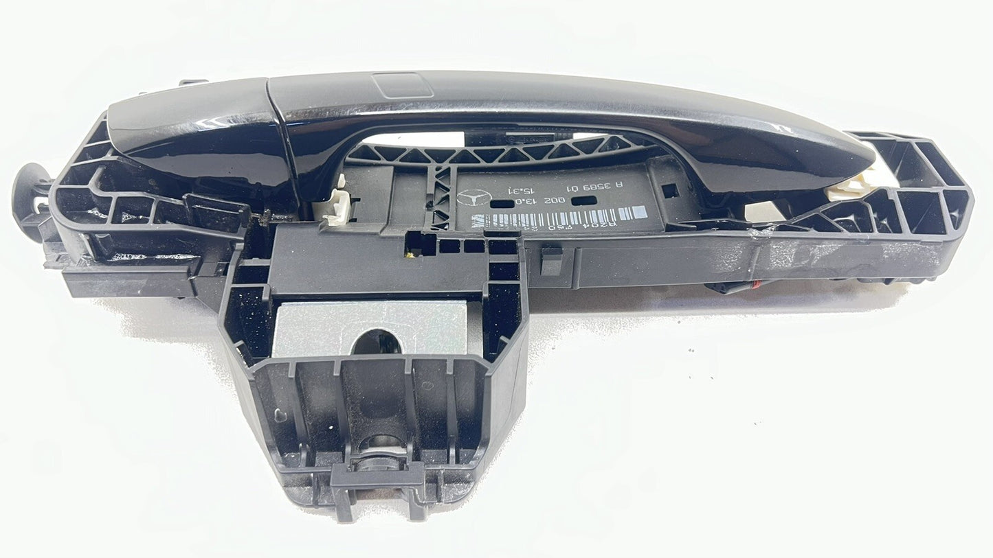12-18 MERCEDES BENZ CLS550 W218 PASSENGER RIGHT REAR DOOR HANDLE BLACK OEM