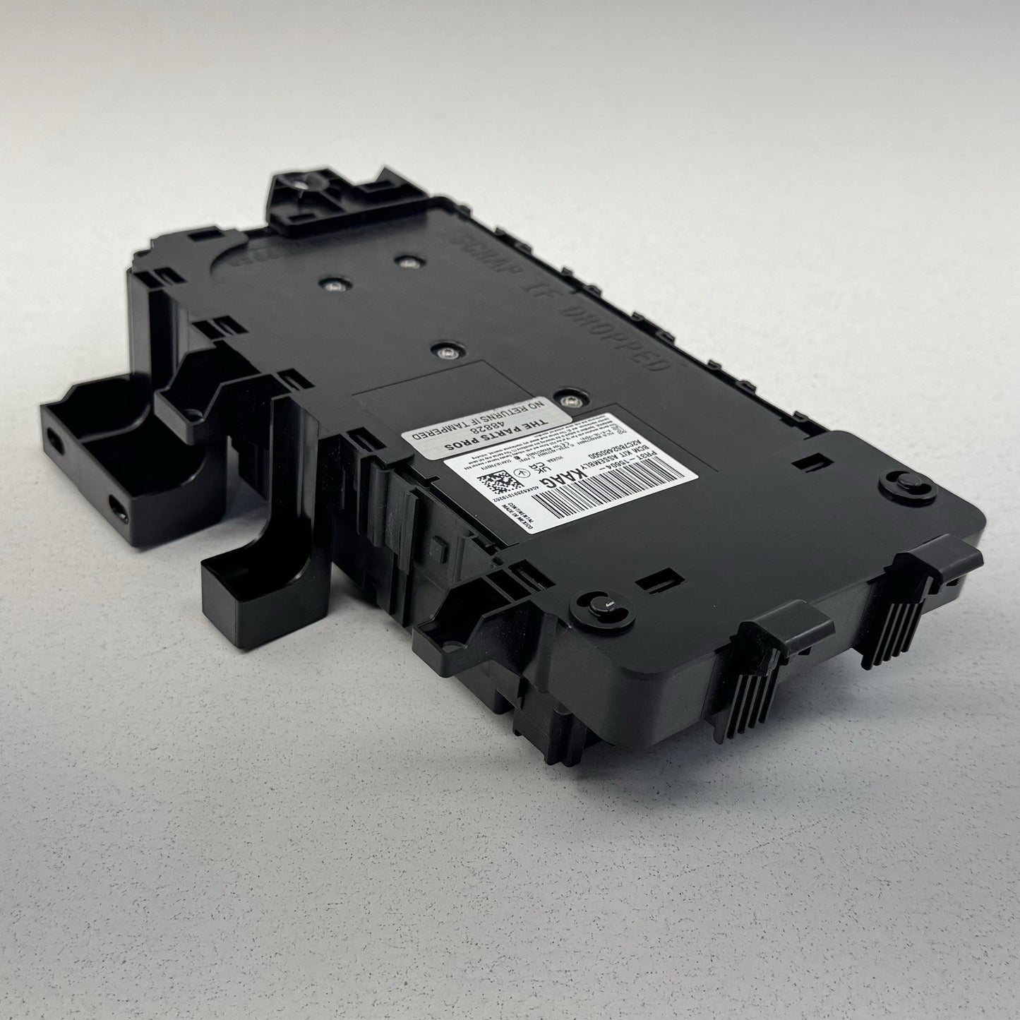 24-26 Ford Mustang GT Integrated Body Control Module Fuse Relay Junction Box OEM
