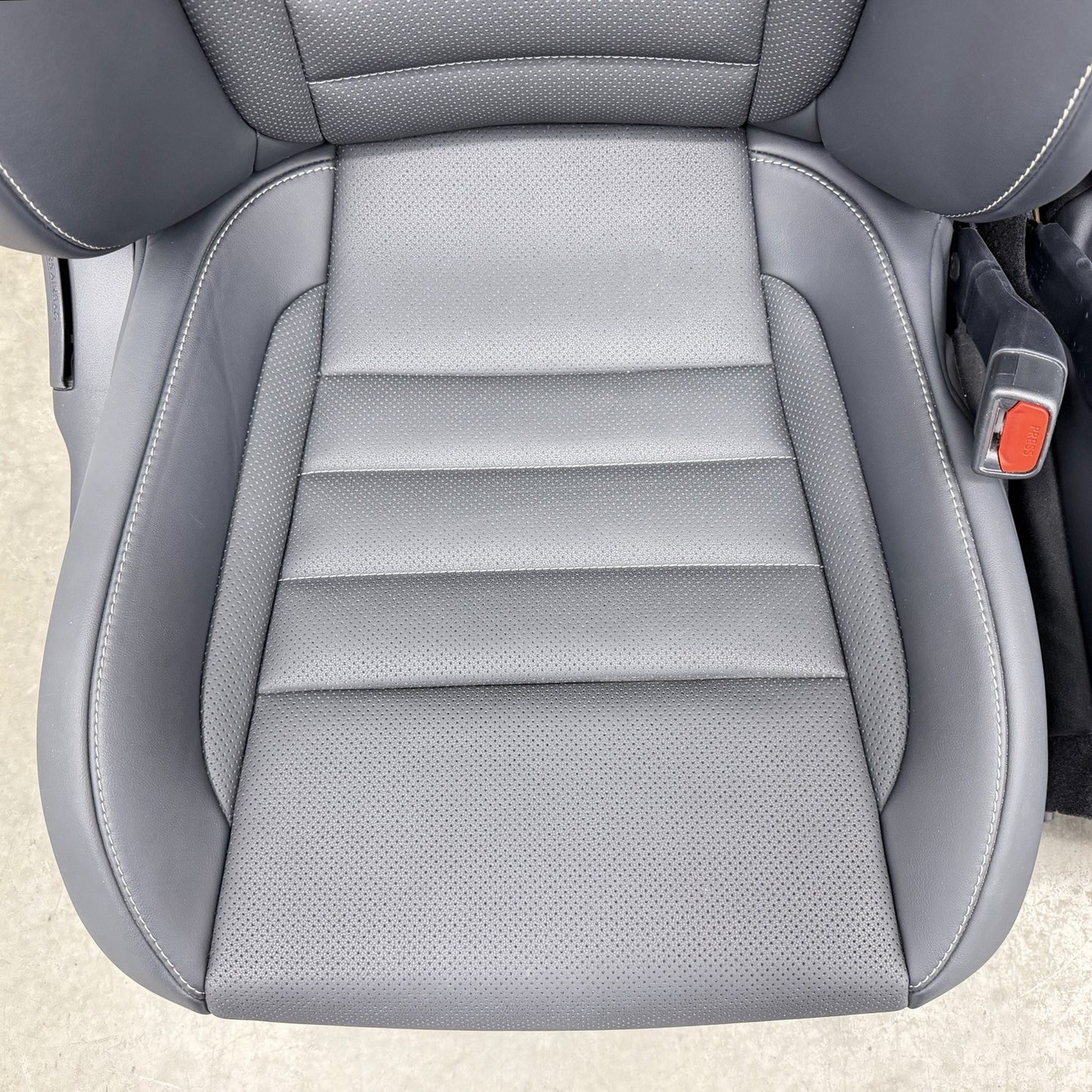 21-26 Lexus IS300 IS350 IS500 F Sport Front Bucket Seat Pair Leather Black OEM