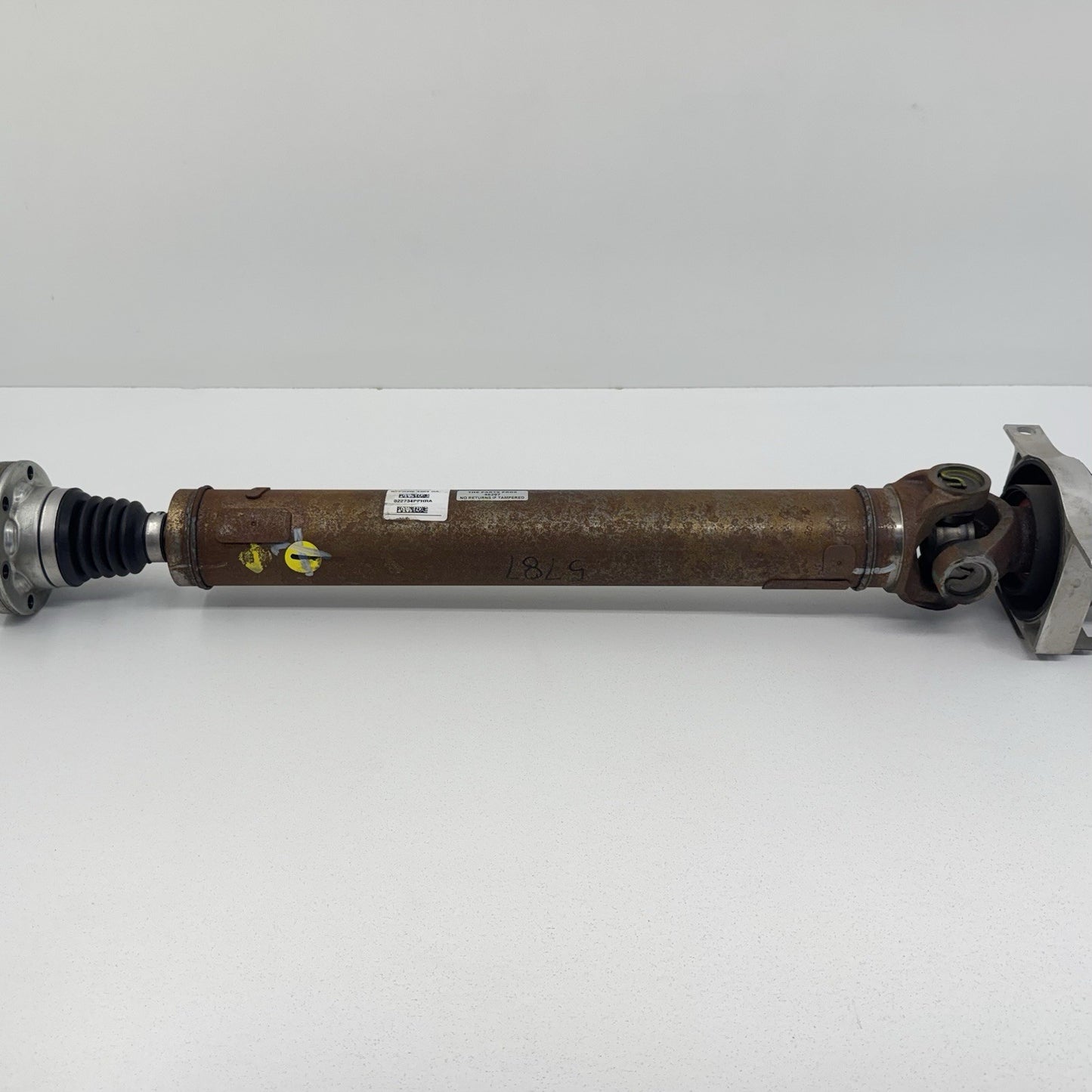 24-26 Ford Mustang GT Automatic Driveshaft Drive Shaft Propellor Carrier OEM