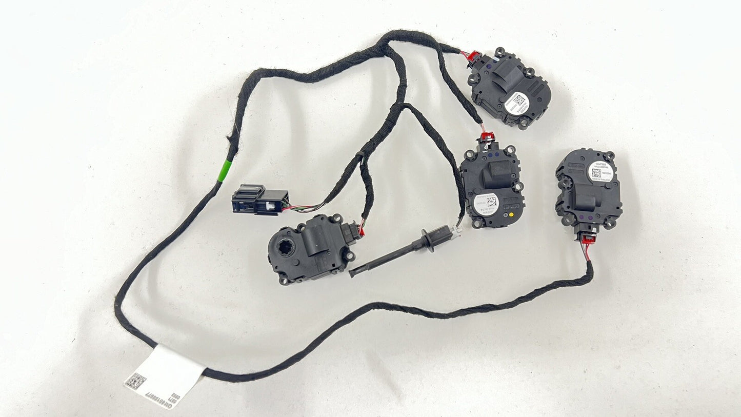 20-24 CADILLAC CT4 HVAC BOX HEATER AC FLAP MOTOR AIR MIX ACTUATOR SET OEM