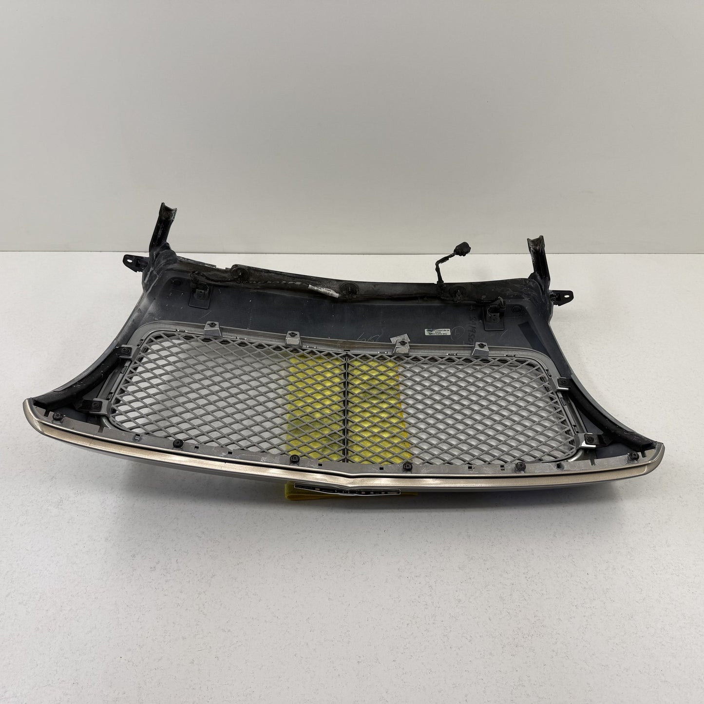 14-18 Bentley Flying Spur Front Hood Bumper Upper Radiator Grille Complete OEM