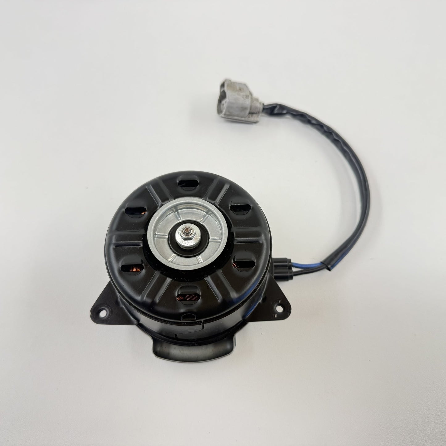 2022-2025 Lexus IS500 Radiator Cooling Fan Motor 16363-38160 OEM