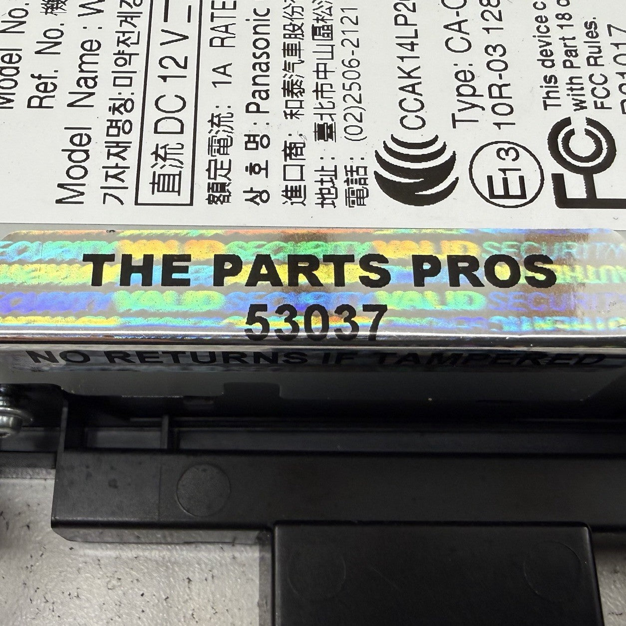 19-22 Toyota Prius / Prius Prime Wireless Phone Charging Pad Control Module OEM