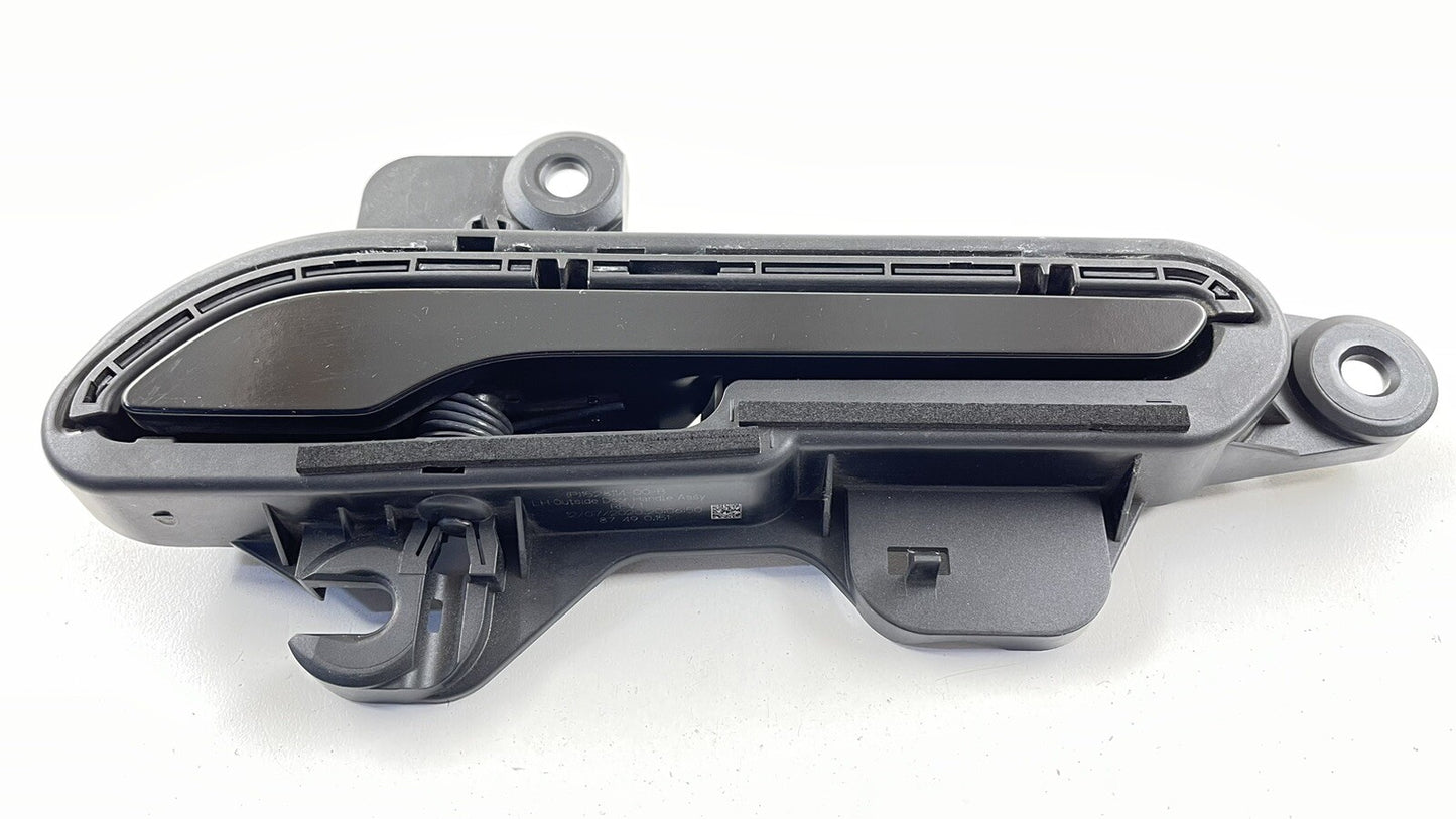 21-22 TESLA MODEL 3 DRIVER LEFT FRONT OR REAR DOOR HANDLE 1528114-00-B OEM
