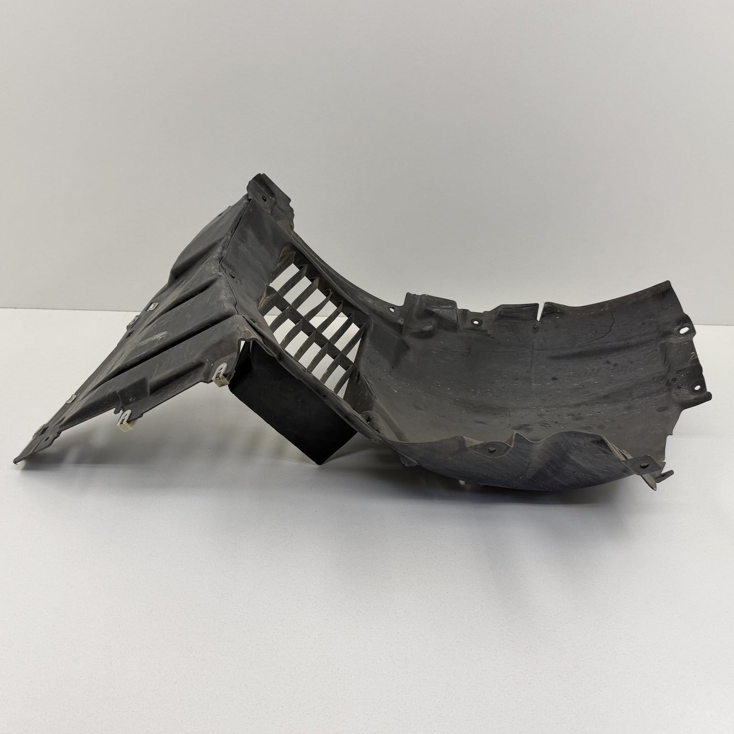 2021-2026 BMW M2 M3 M4 G80 G82 G87 Left Front Fender Liner Splash Guard OEM