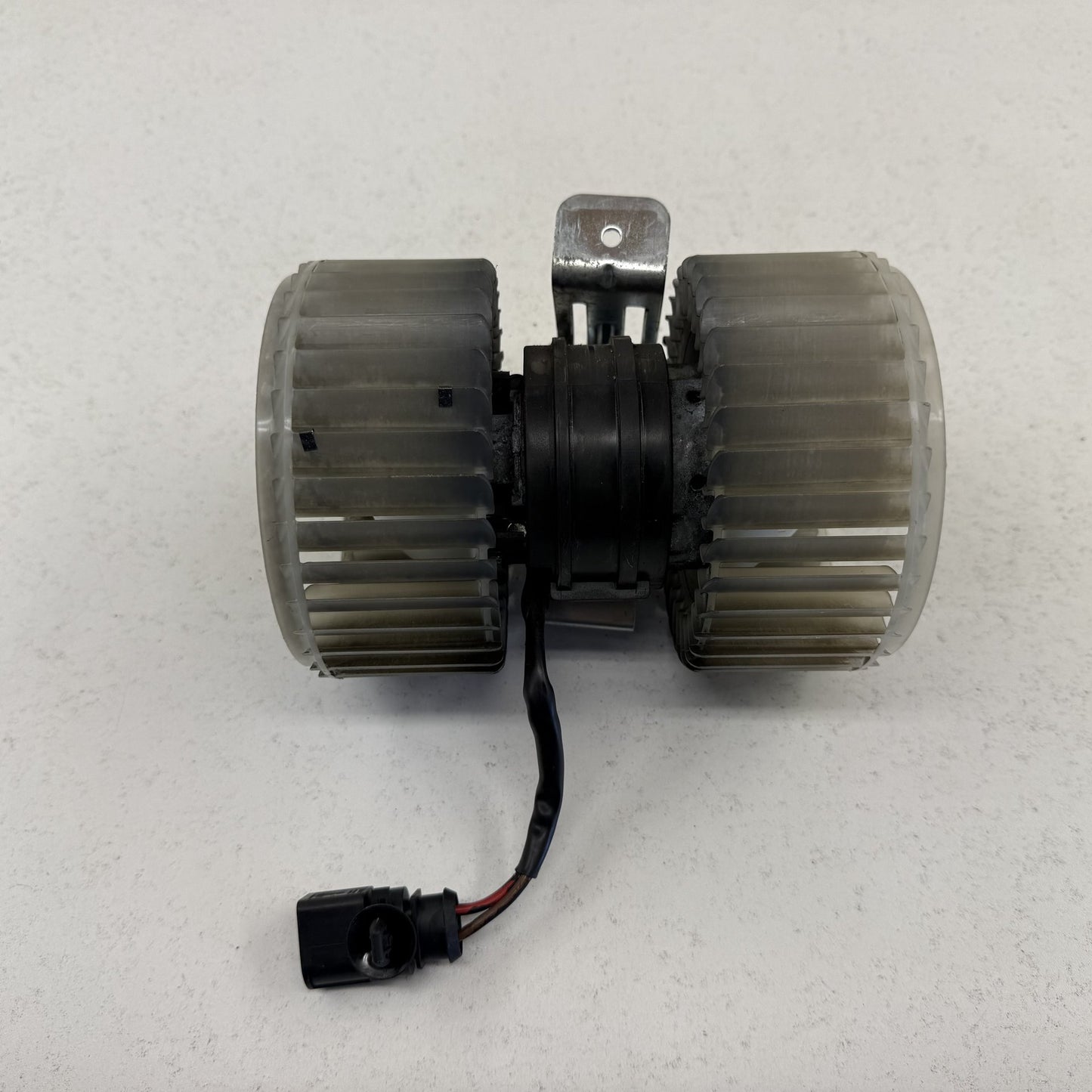 2014-2018 Bentley Flying Spur HVAC AC Air Temperature Fan Blower Motor OEM