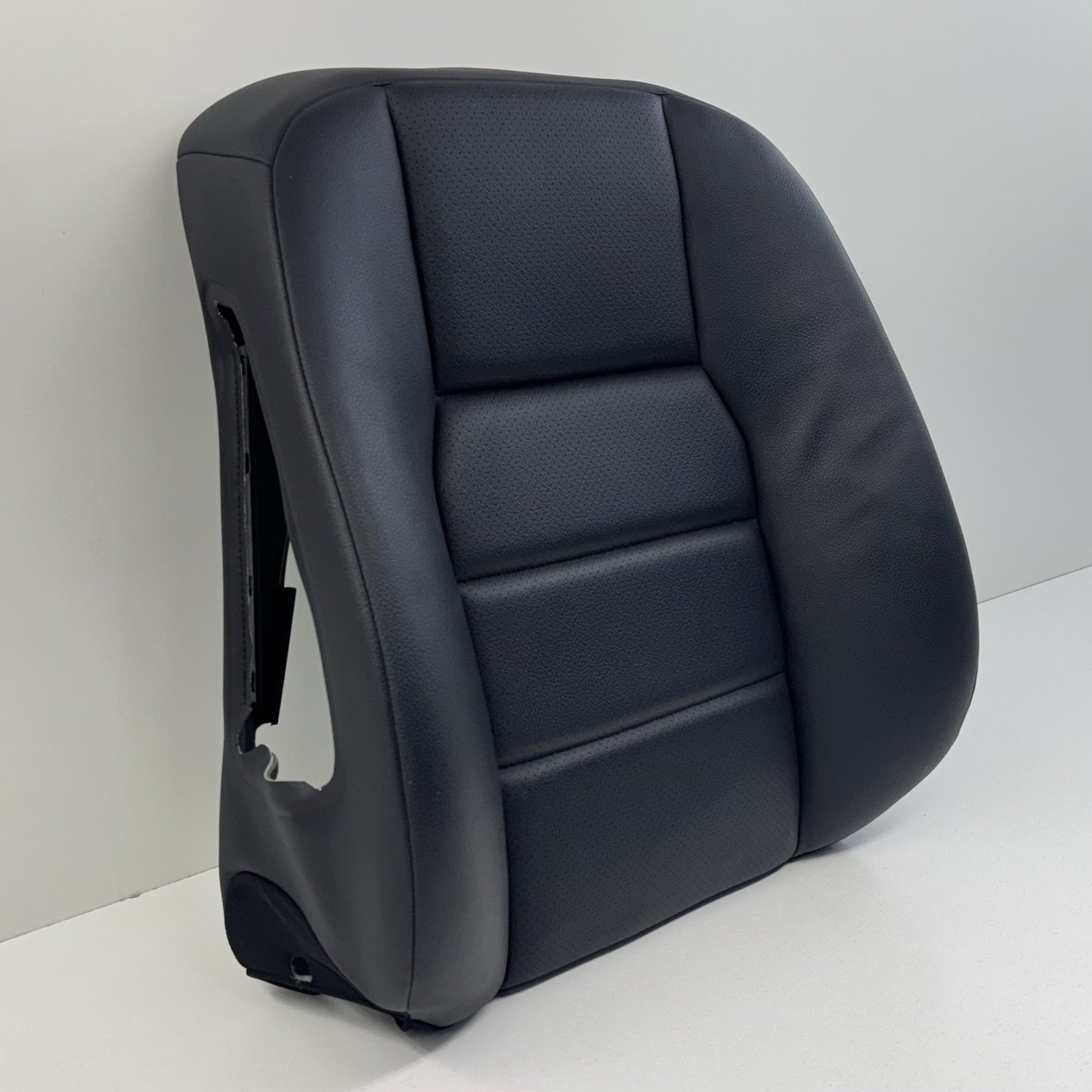 08-14 Mercedes W204 C250 Right Front Upper Seat Cushion Leather Black OEM