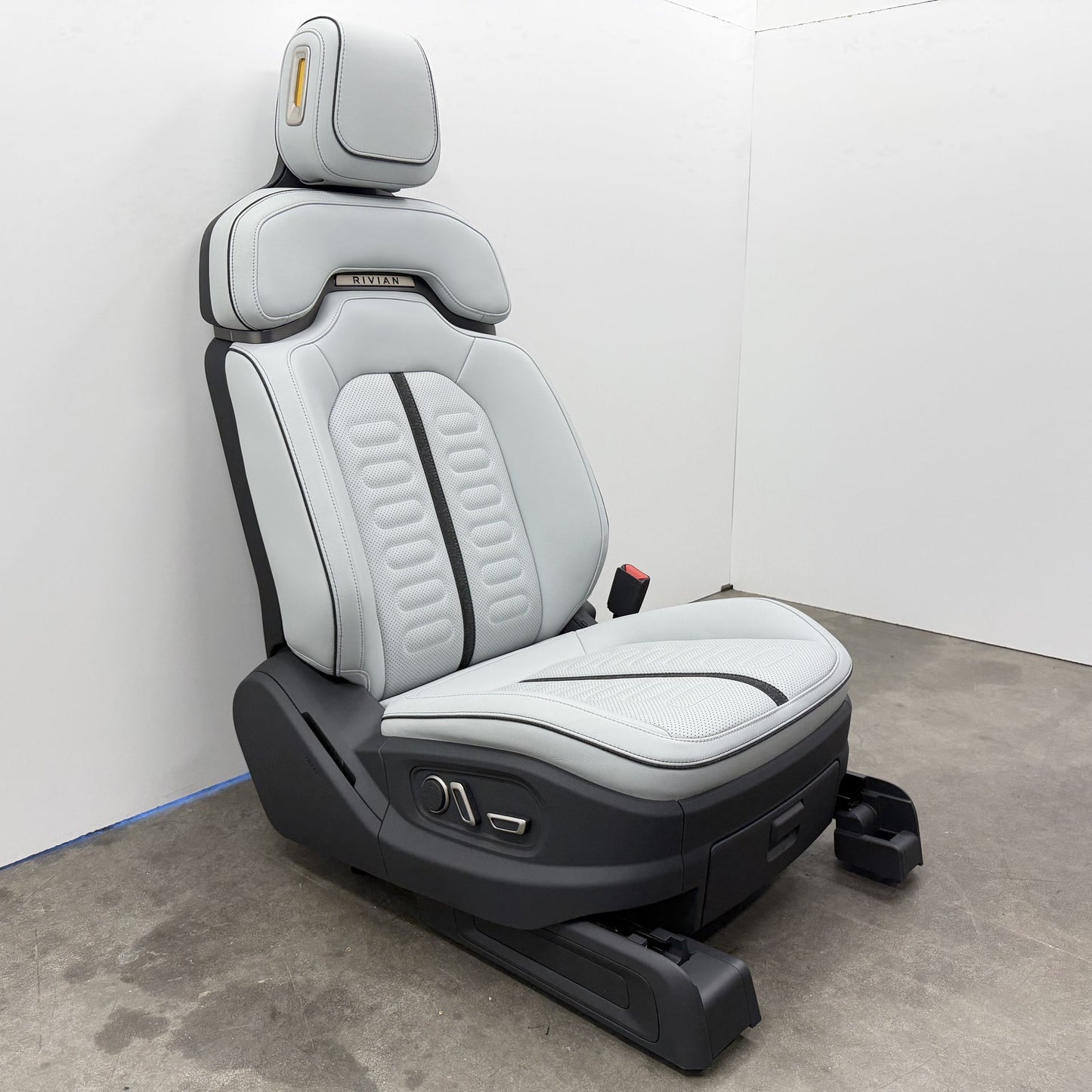 2022-2024 Rivian R1S Passenger Right Front Seat Ocean Coast Leather OEM