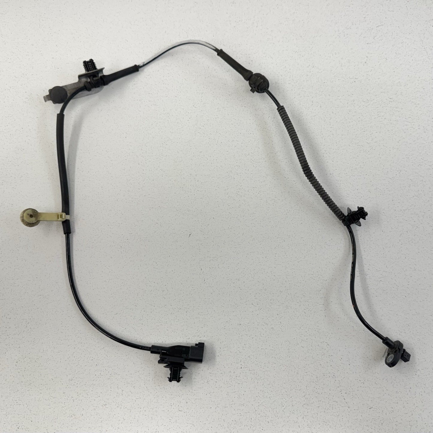 24-26 Ford Mustang Right Front ABS Wheel Speed Sensor PR3C-2C204-BB OEM
