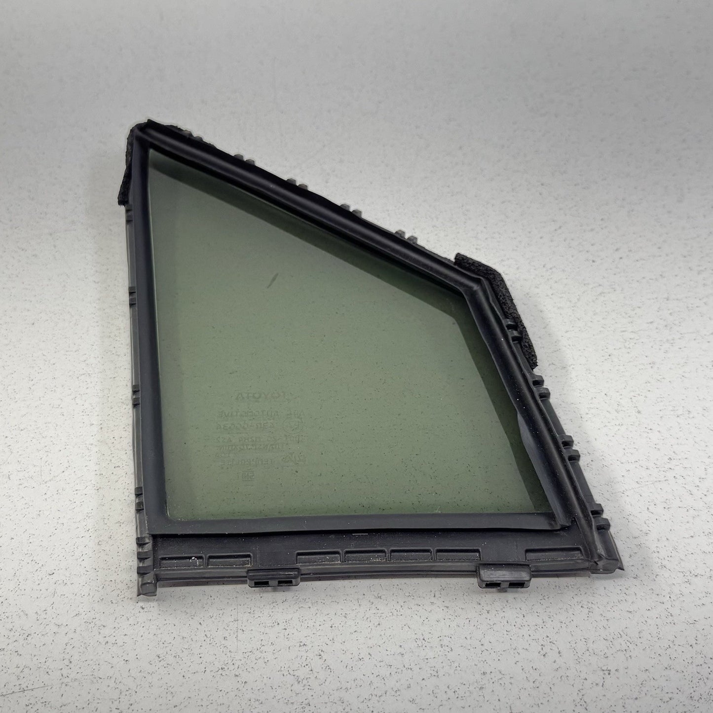 16-22 Toyota Prius / Prius Prime Driver Left Front Door Corner Window Glass OEM