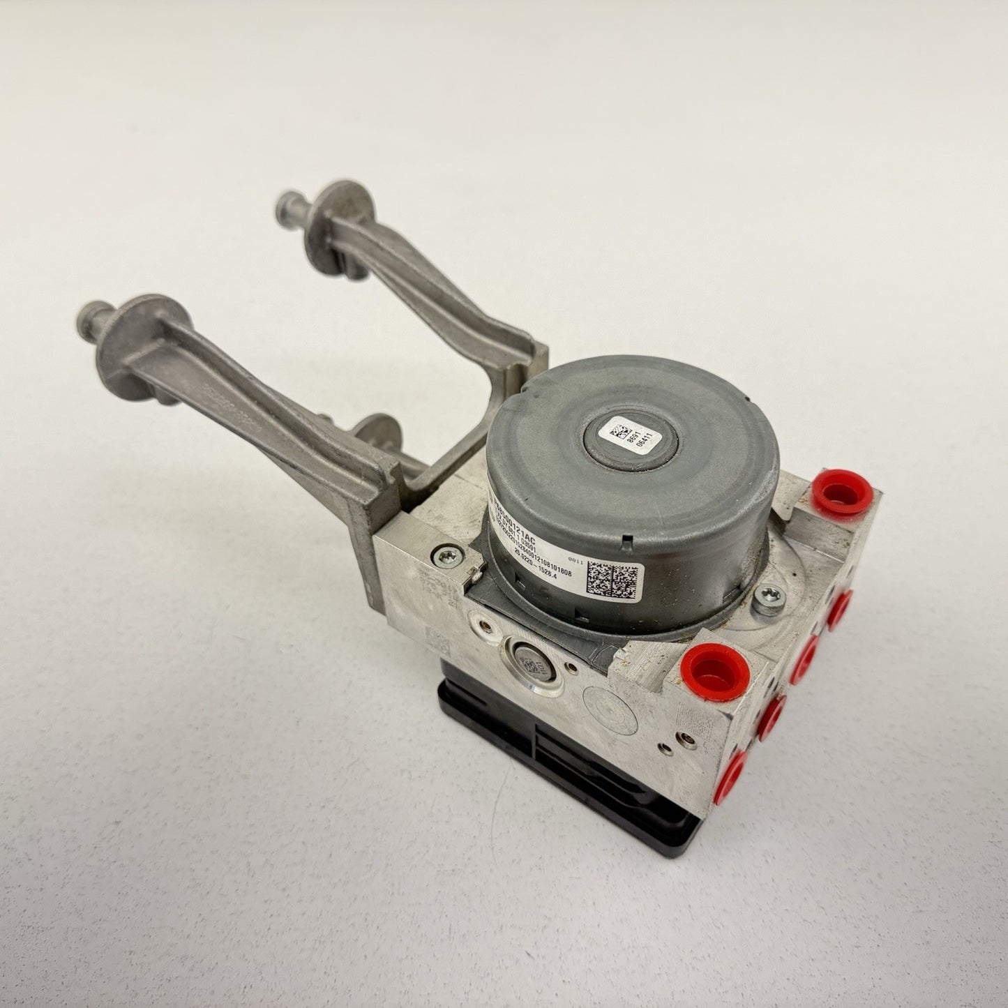 15-23 Dodge Challenger Anti Brake Lock Pump Module ABS Pump 68500121AC OEM
