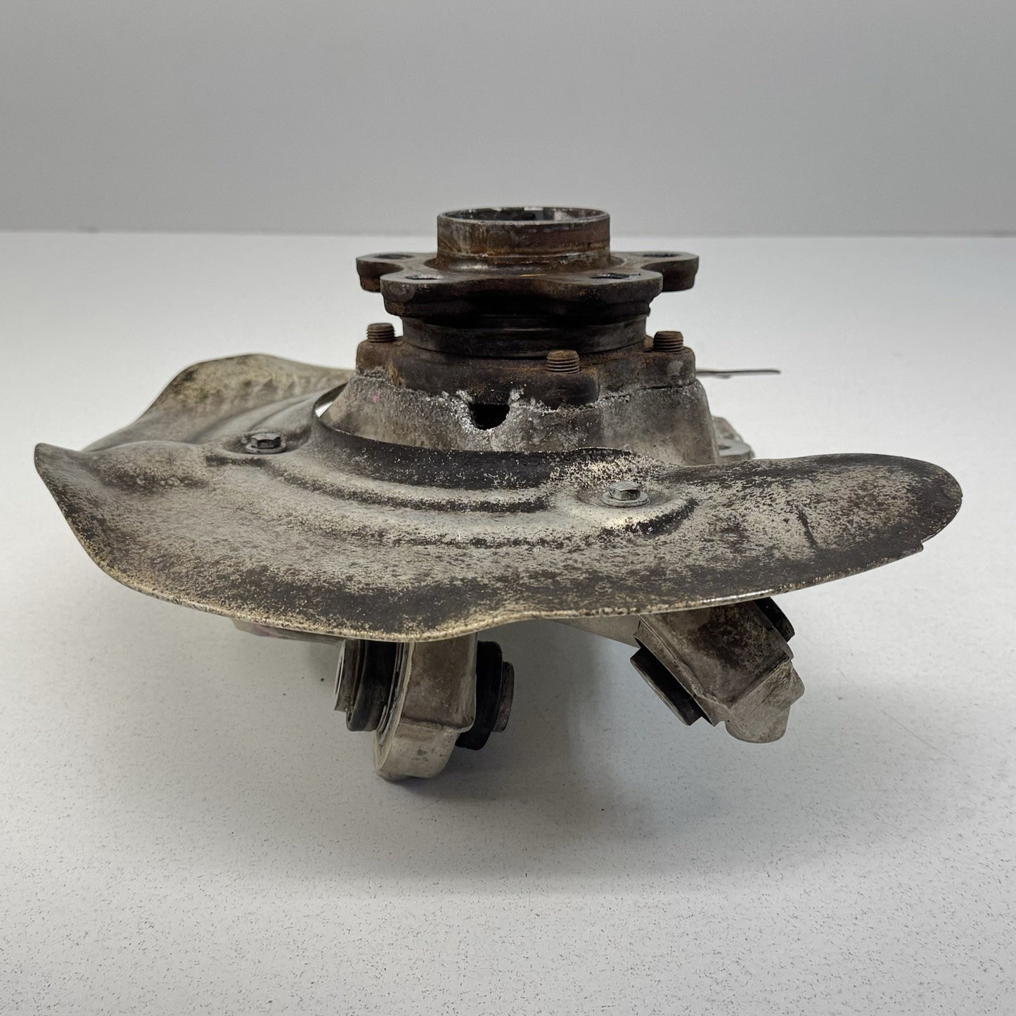 18-24 BMW G01 X3 Passenger Right Rear Spindle Knuckle Hub Wheel Bearing OEM
