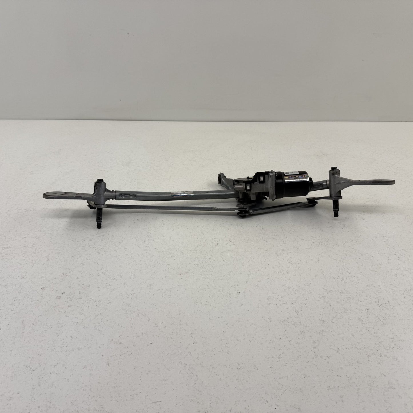 21-26 BMW M3 M4 G80 G82 Front Windshield Wiper Motor Linkage Arm Assembly OEM