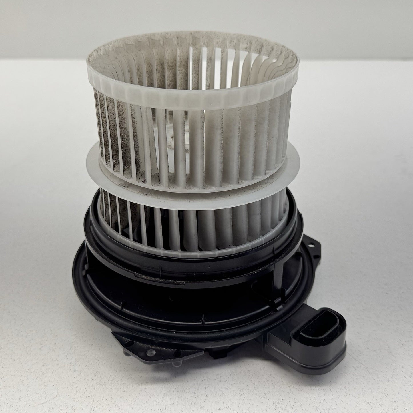 19-25 Toyota RAV4 HVAC AC Air Temperature Fan Blower Motor Wheel OEM