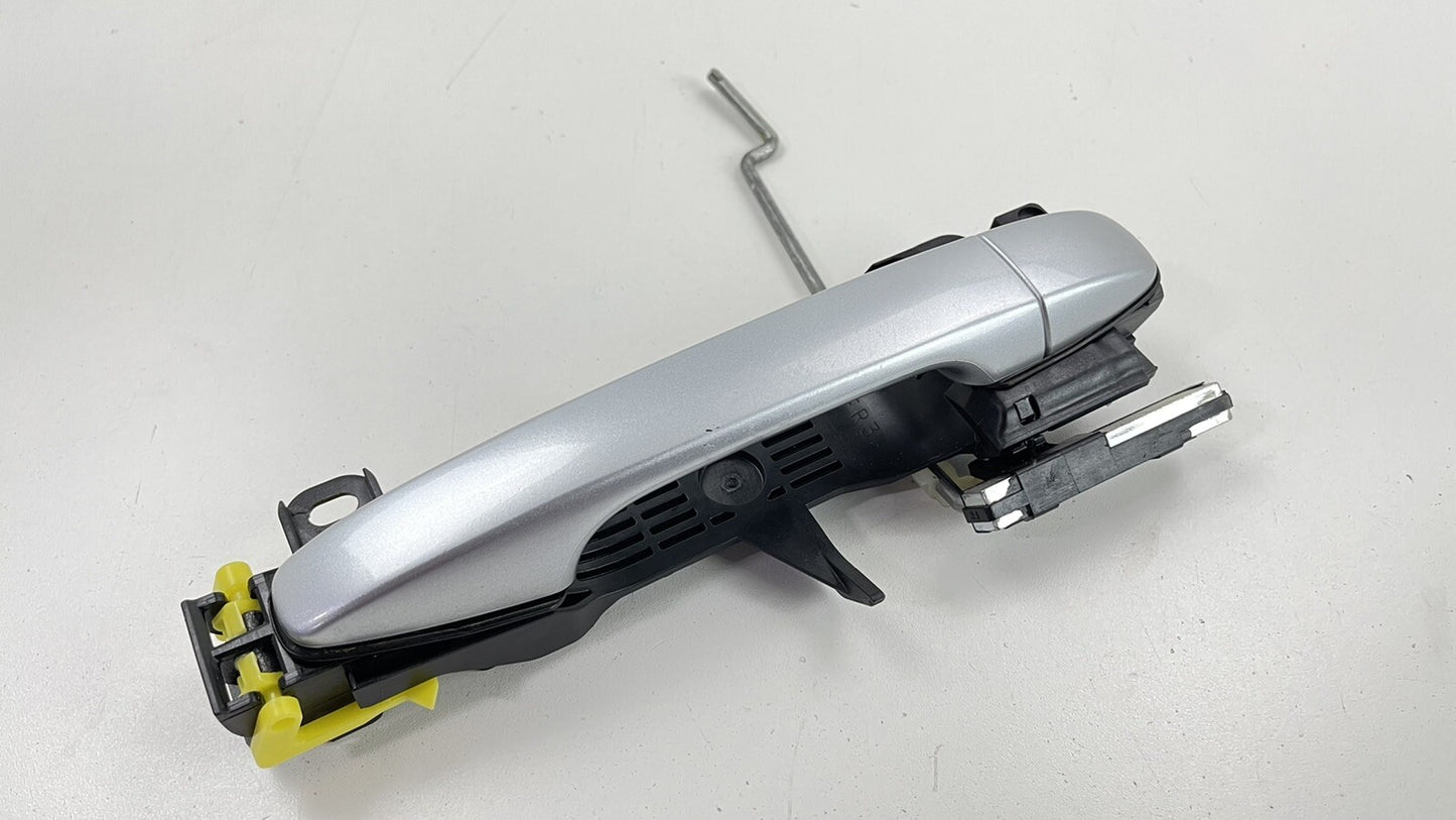 15-19 SUBARU WRX OR STI PASSENGER RIGHT FRONT DOOR GRIP GRAB HANDLE SILVER OEM