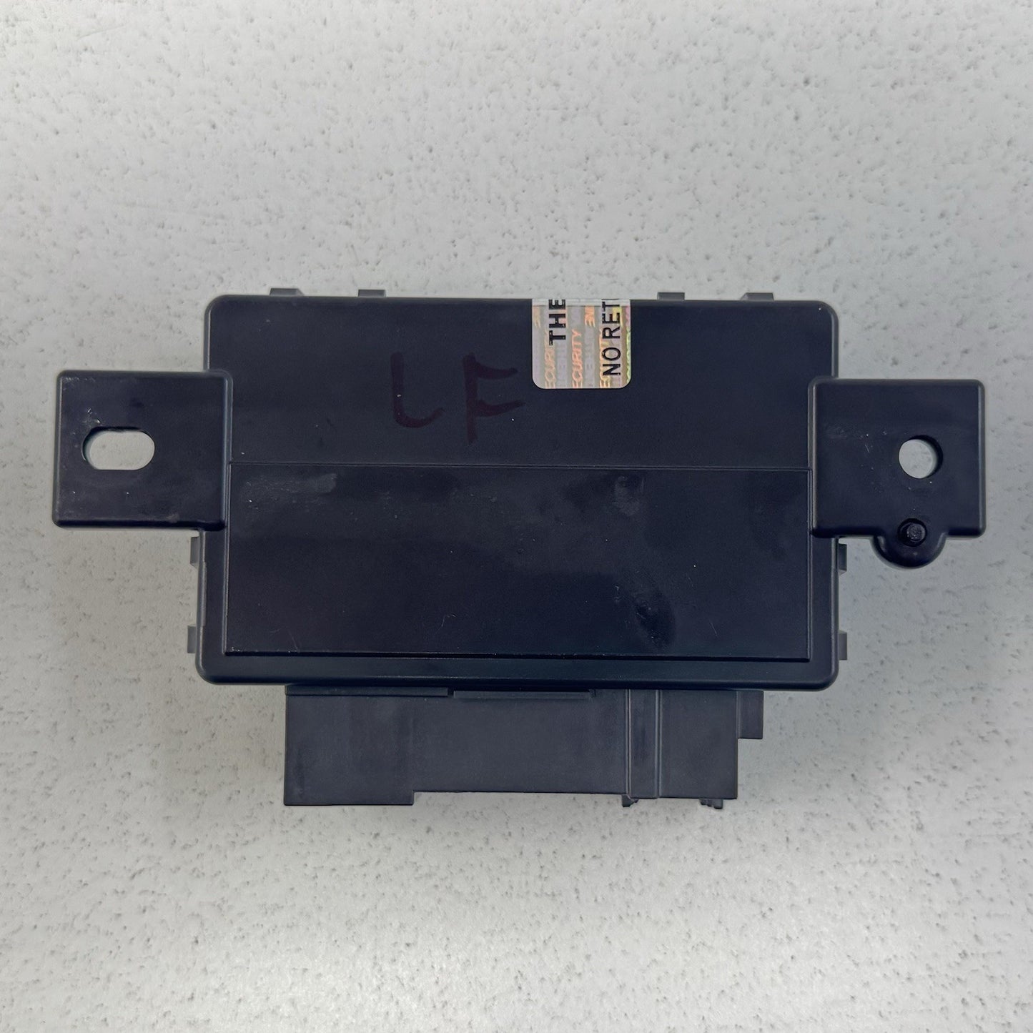 10-15 Chevrolet Camaro Driver Left Front Seat Heater Control Module 13582417 OEM