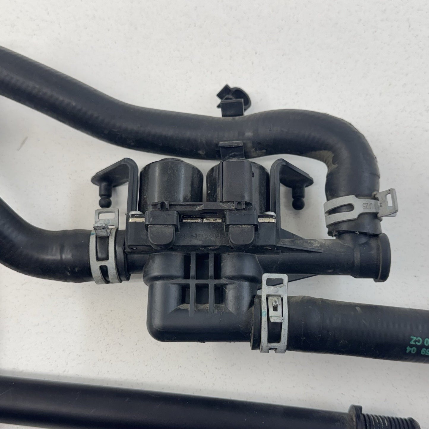 BMW F06 F10 F12 F13 Heater Water Coolant Control Solenoid Valve OEM