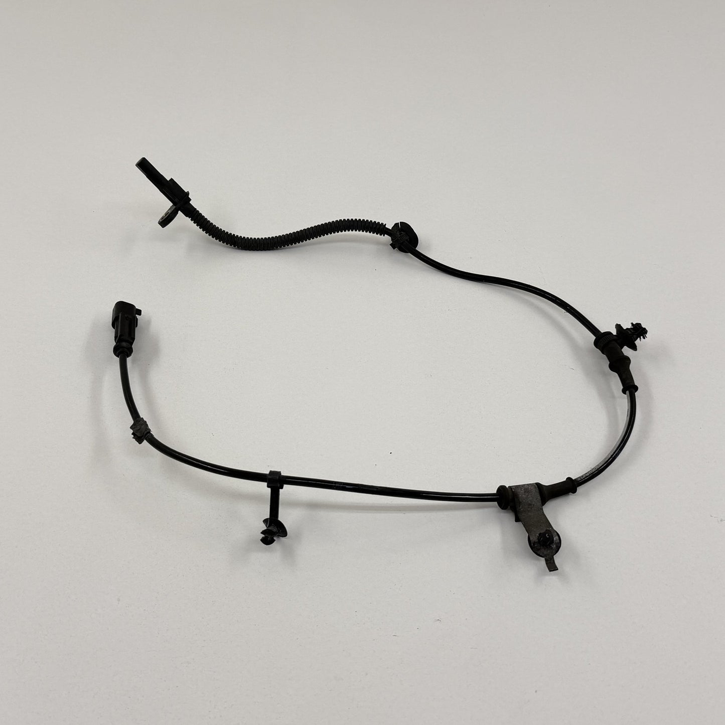 2015-2023 Ford Mustang GT Right Front ABS Wheel Speed Sensor FR3C-2C204-AC OEM