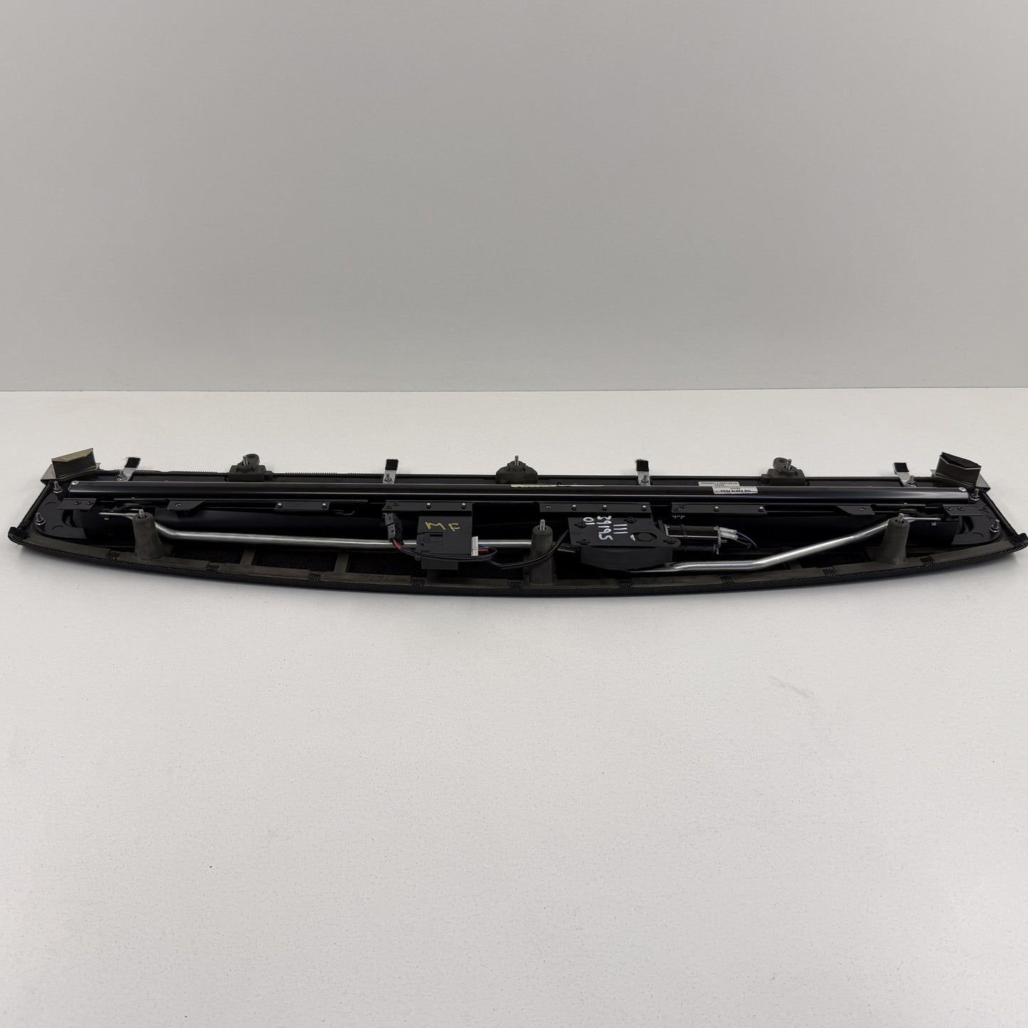 2014-2018 Bentley Flying Spur Rear Deck Window Power Sunshade Roller Blind OEM