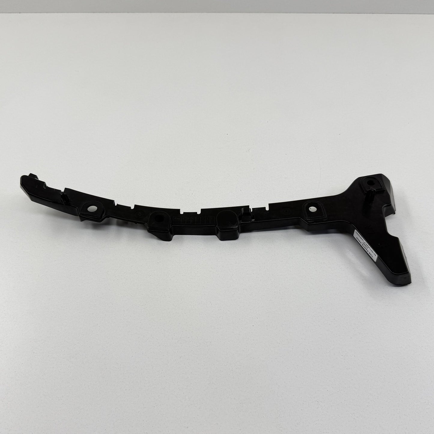 2022-2024 Rivian R1S Left Rear Quarter Bumper Retainer Bracket PT00045146-Y OEM