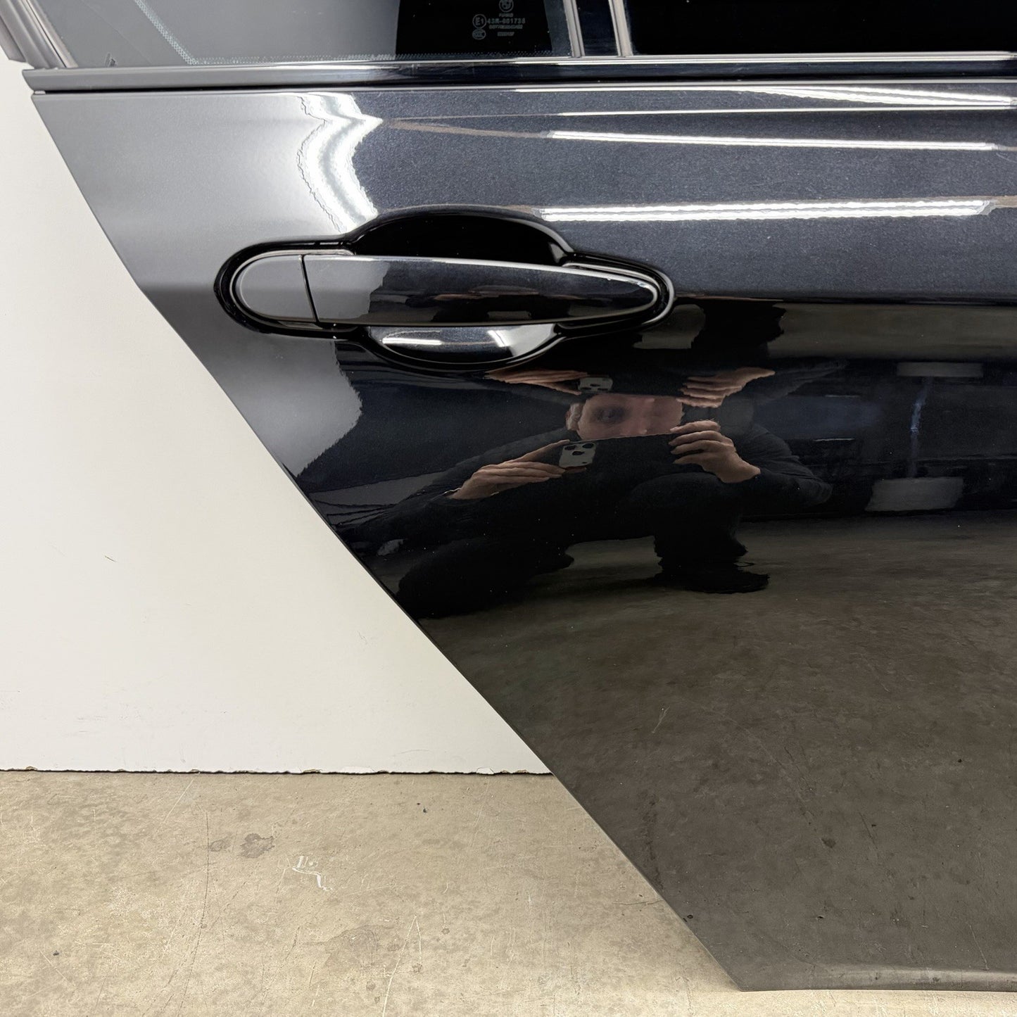 12-18 BMW F30 F80 M3 Sedan Right Rear Door Shell Complete With Glass Black OEM